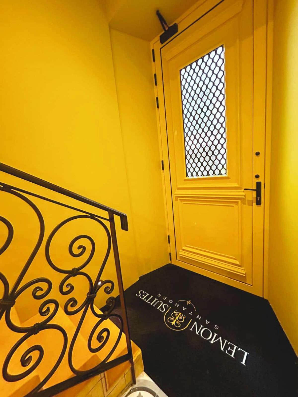 Lemon Suites Santander