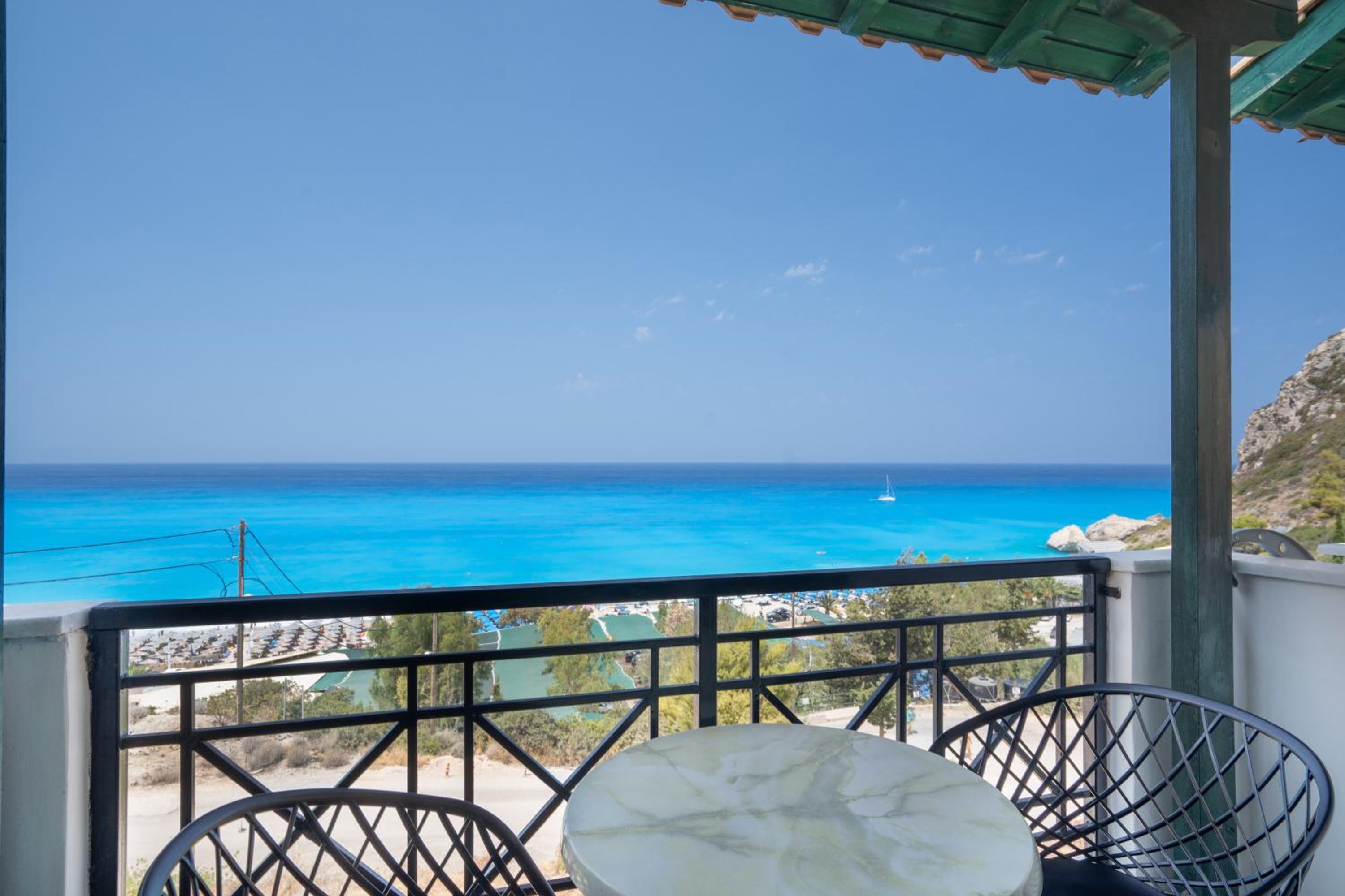 Sunset Triple 1 photo 2