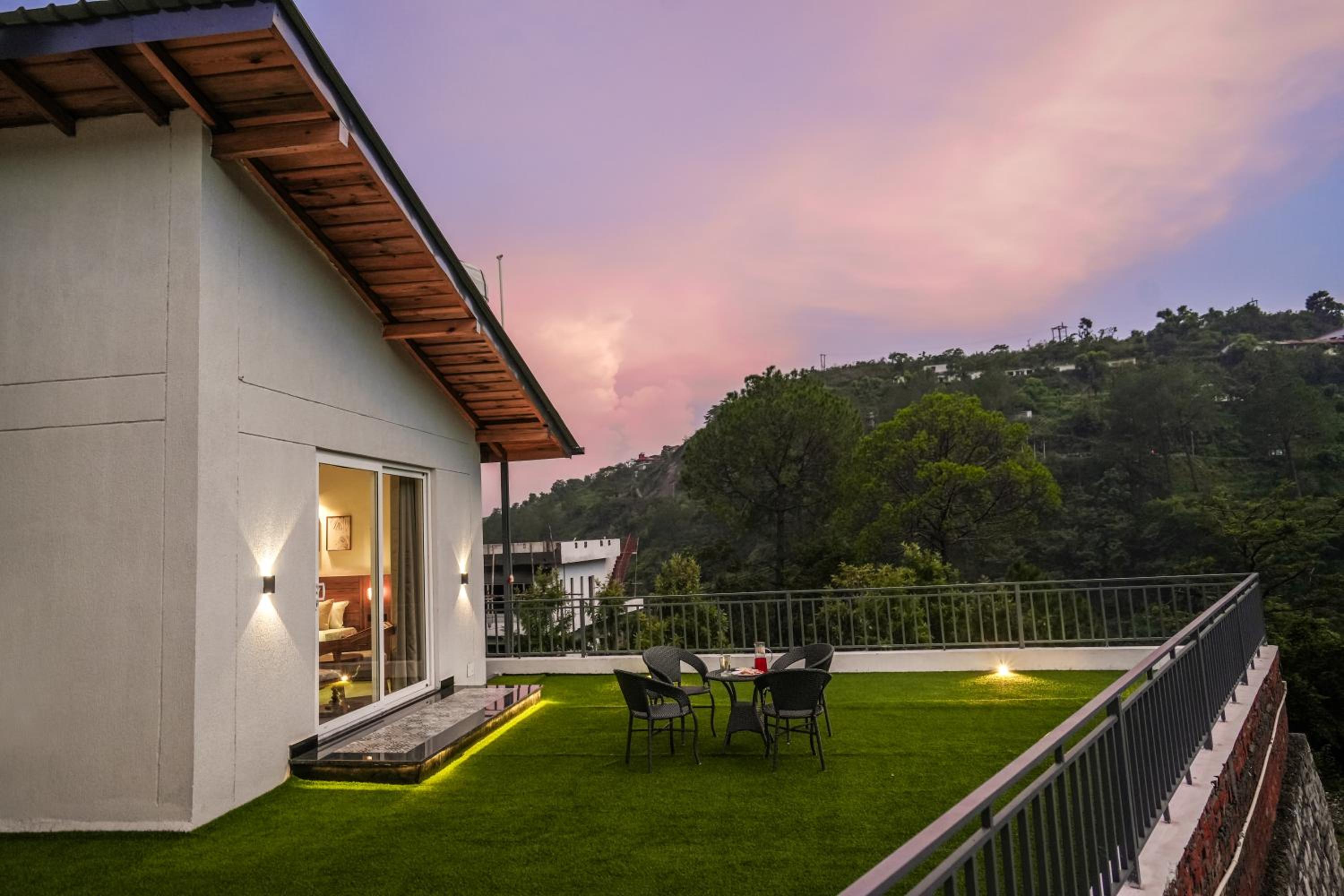 balance & terrace