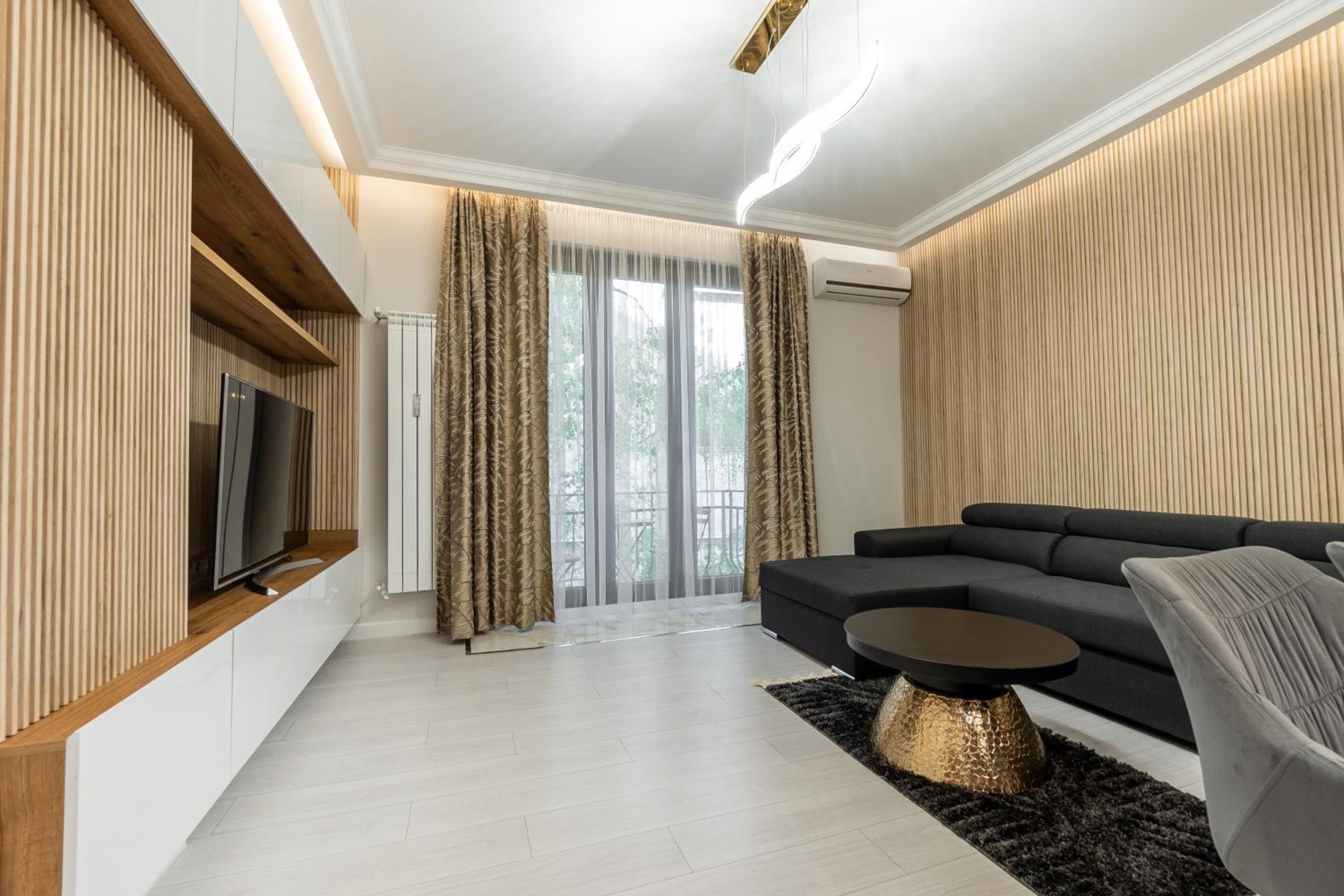 Vitoshka Luxury 2-BR Retreat by BulgarianHomes