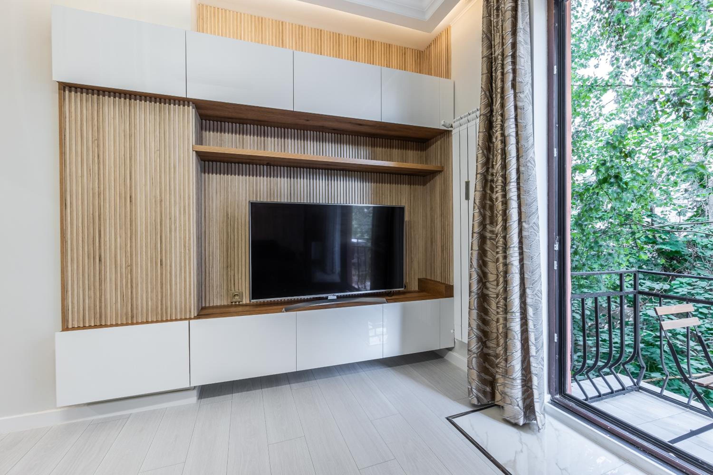 Vitoshka Luxury 2-BR Retreat by BulgarianHomes