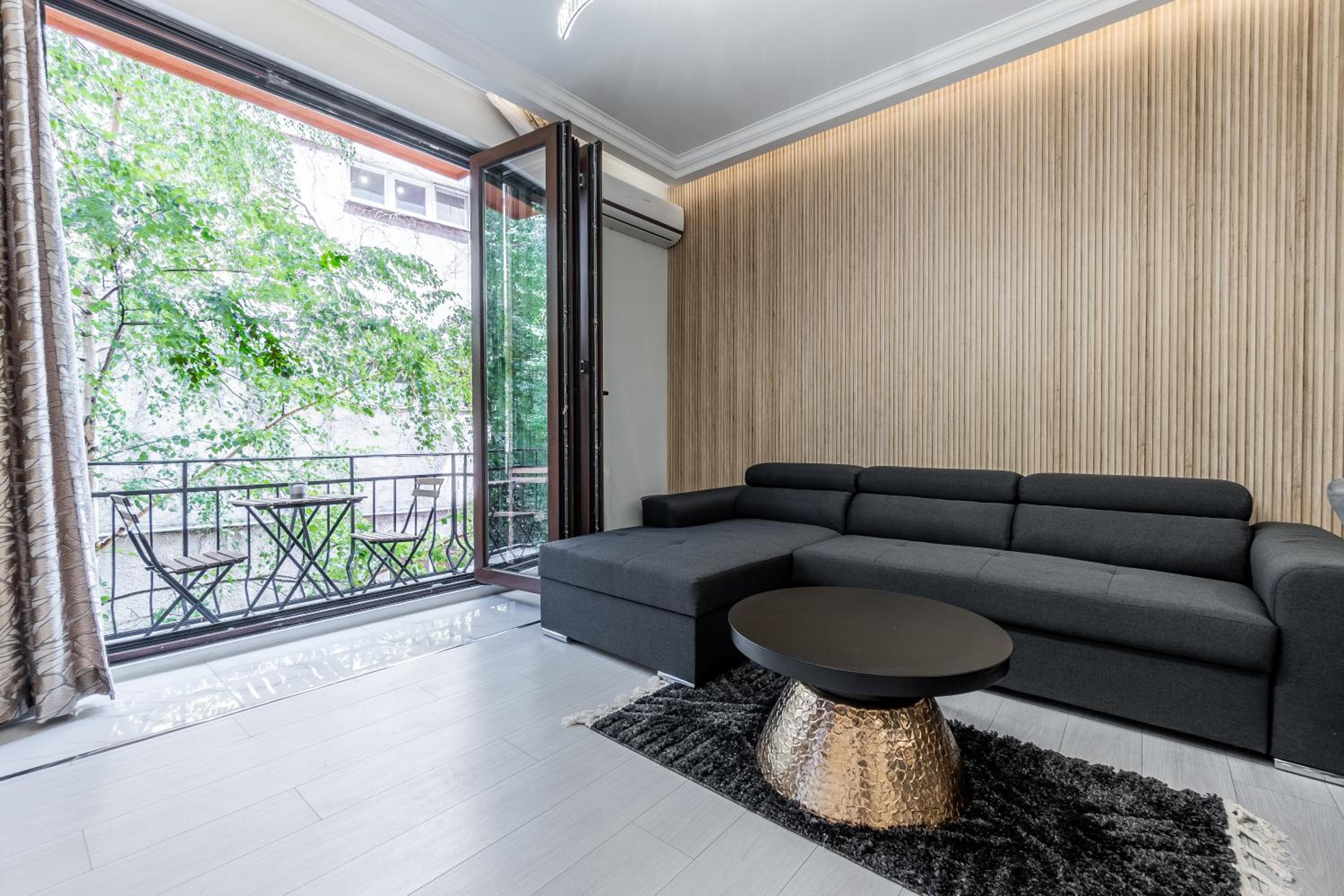 Vitoshka Luxury 2-BR Retreat by BulgarianHomes