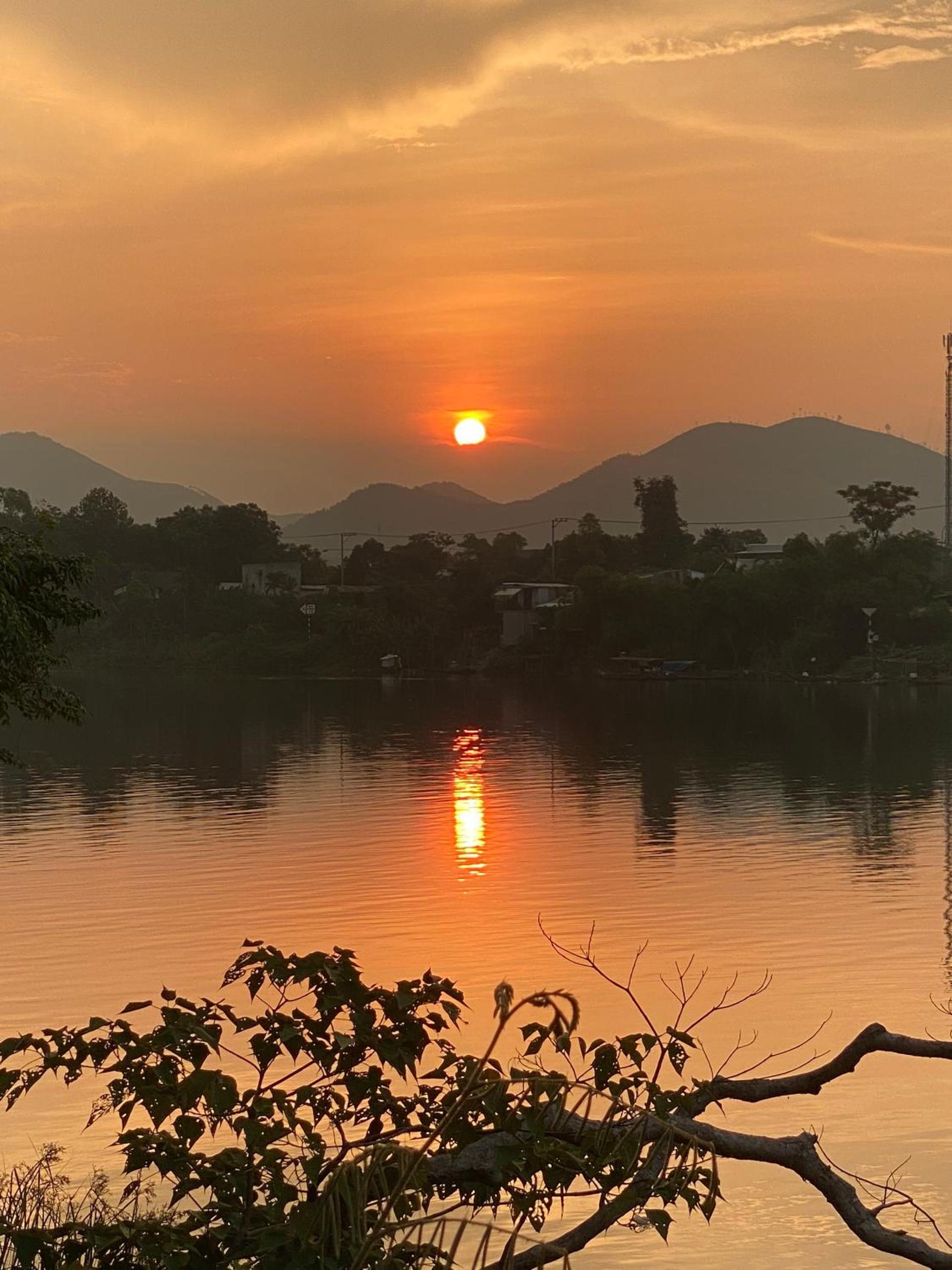 Nguyet Bieu Riverside