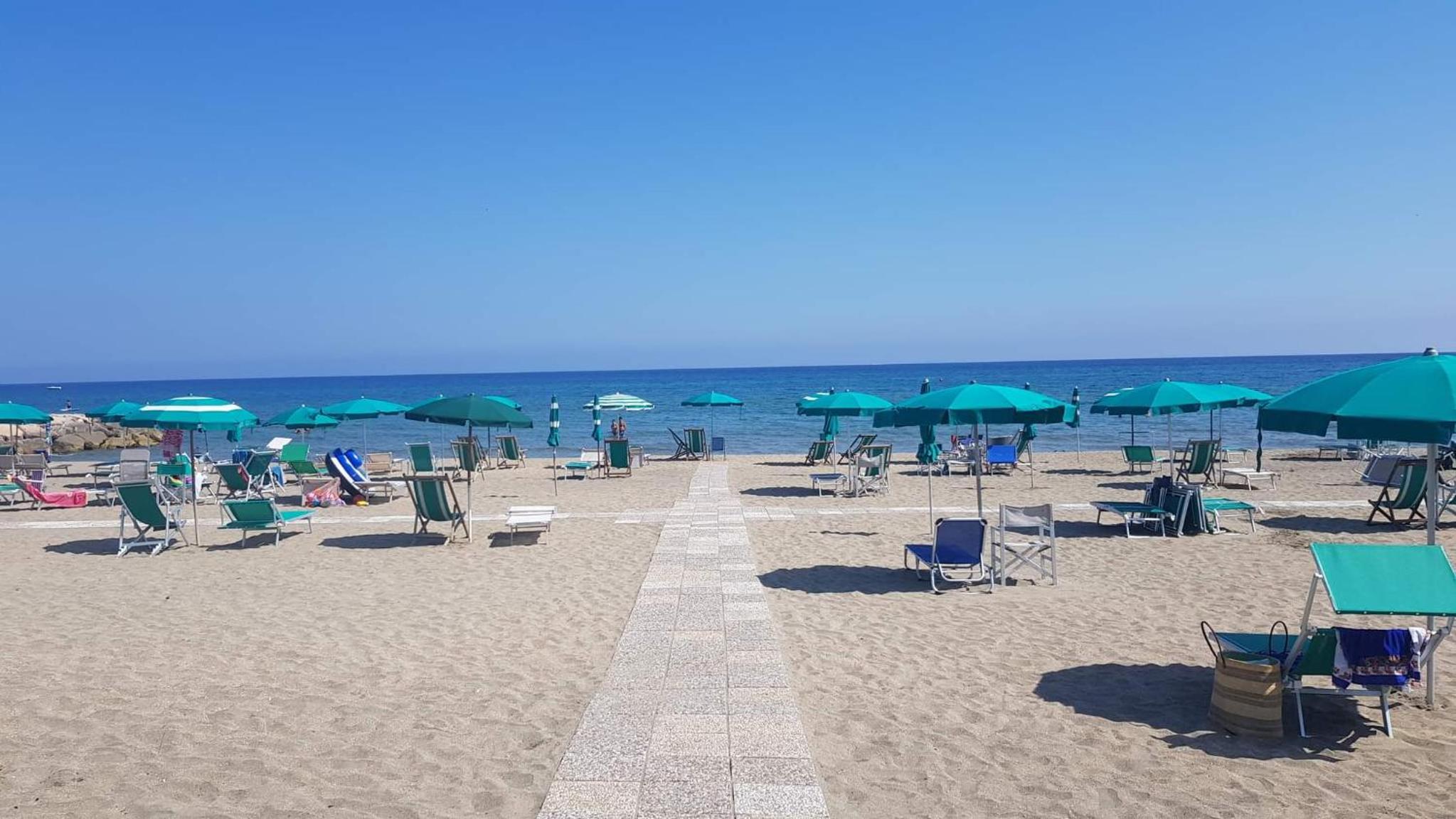 BHaiti - la baita sul mare view 2