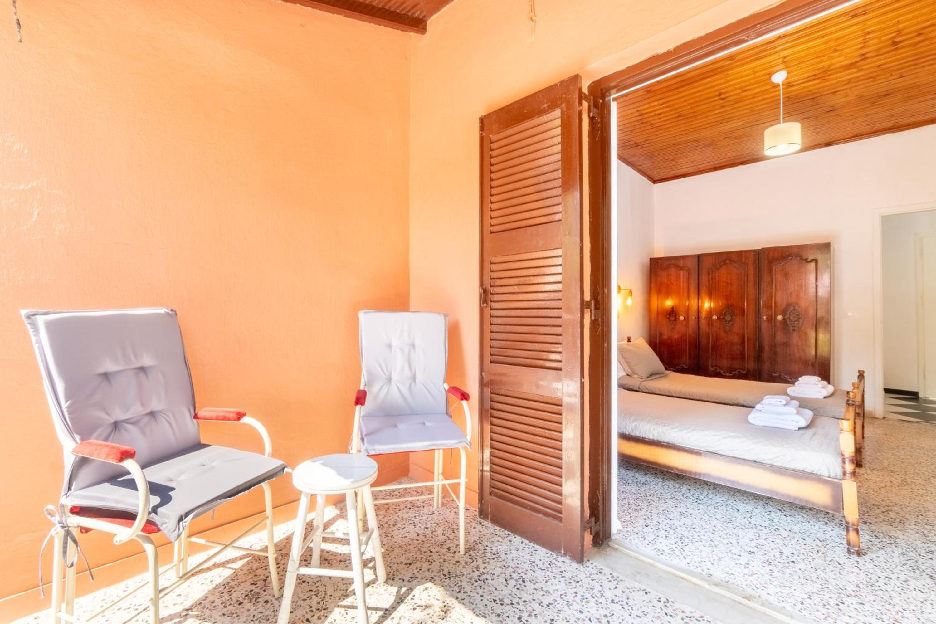 House Konstantinos
