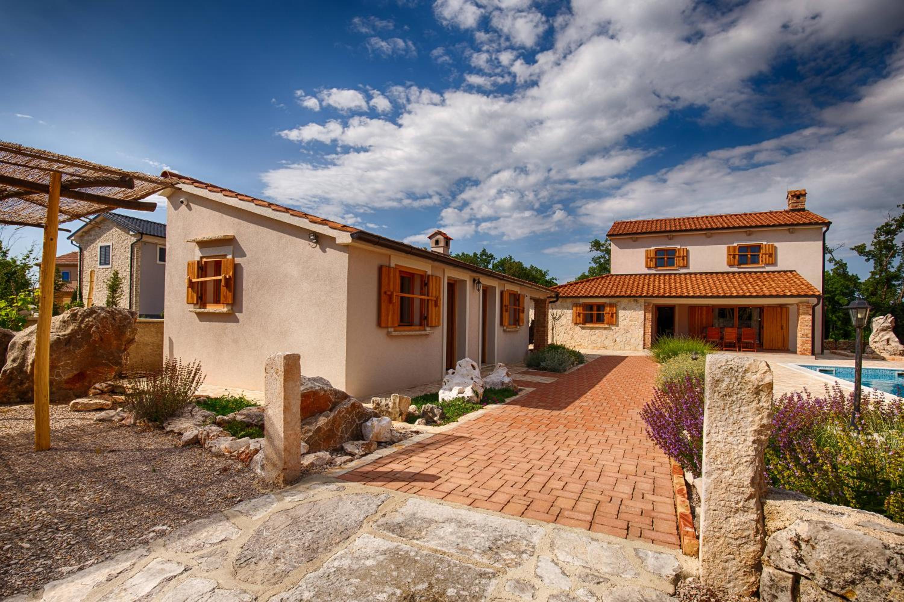 Villa with pool, garden, in a quiet small village - by Traveler tourist agency Krk - ID 2179 view 2