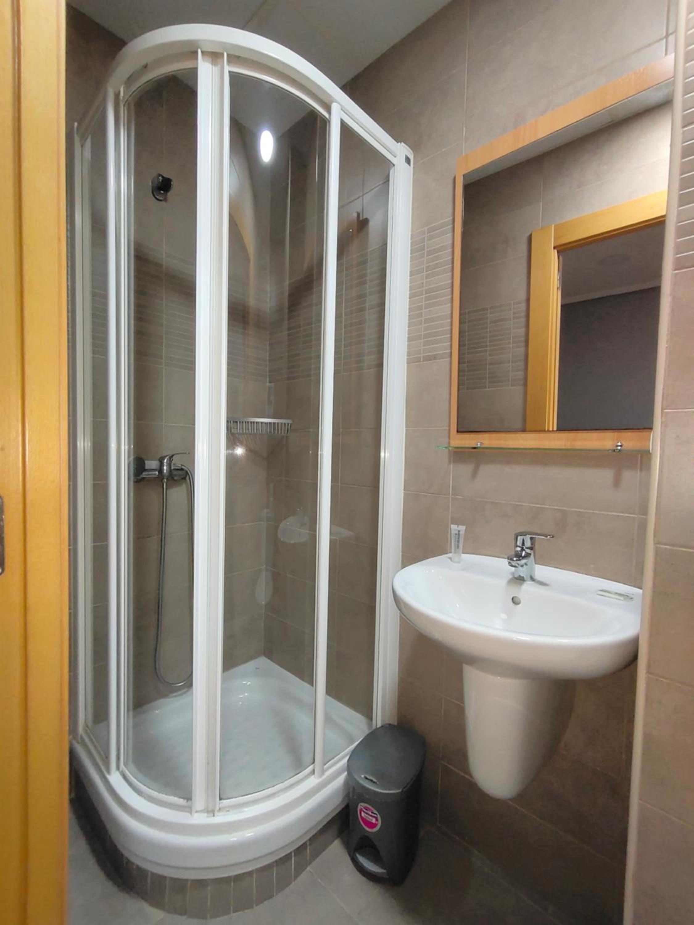 Hostal Abastos