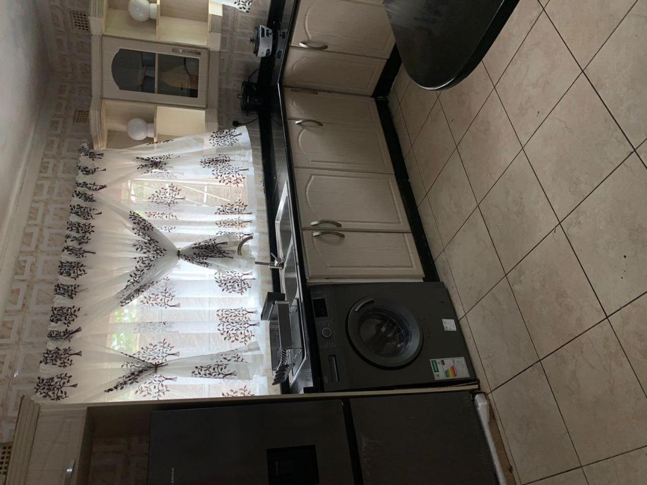 4 Bed Gated House-Sleeps 8-Private Parking