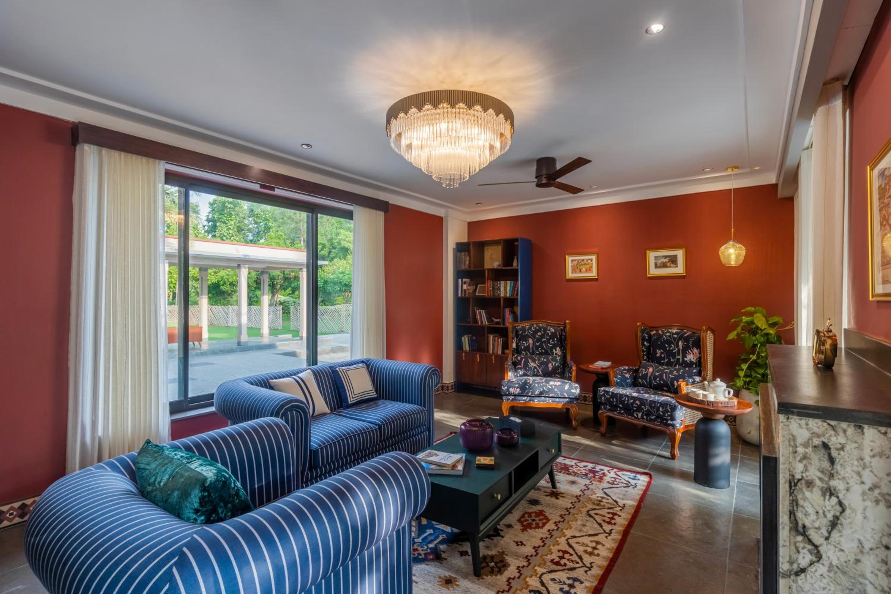 ELIVAAS 5 BHK With Entertainment Lounge & pvt pool - Taus Bagh view 3