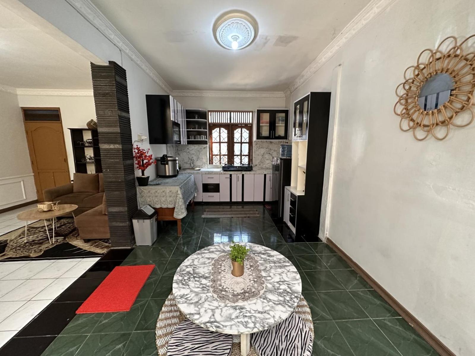 Minggiran House Homestay Jogja