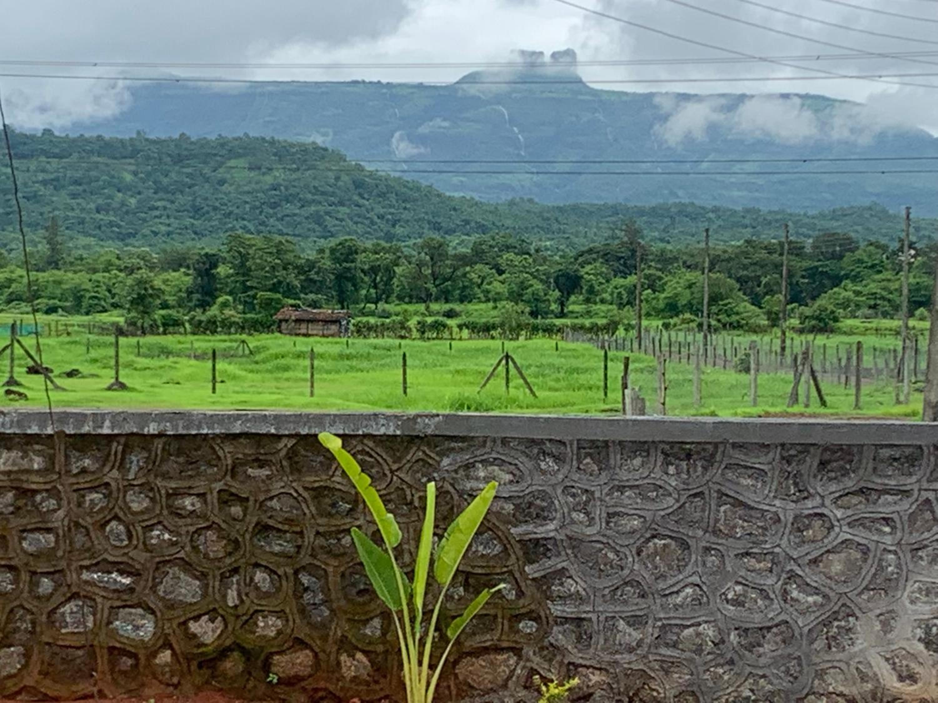 Lapauz luxury farmhouse view 2