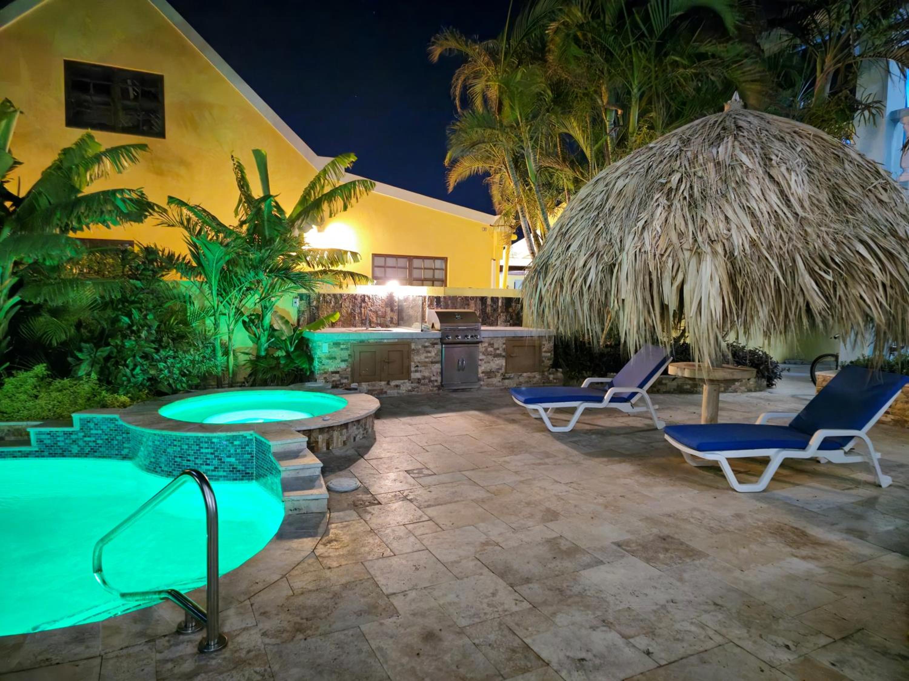 Impressive 1-bedroom apartment 3 km from Eagle beach