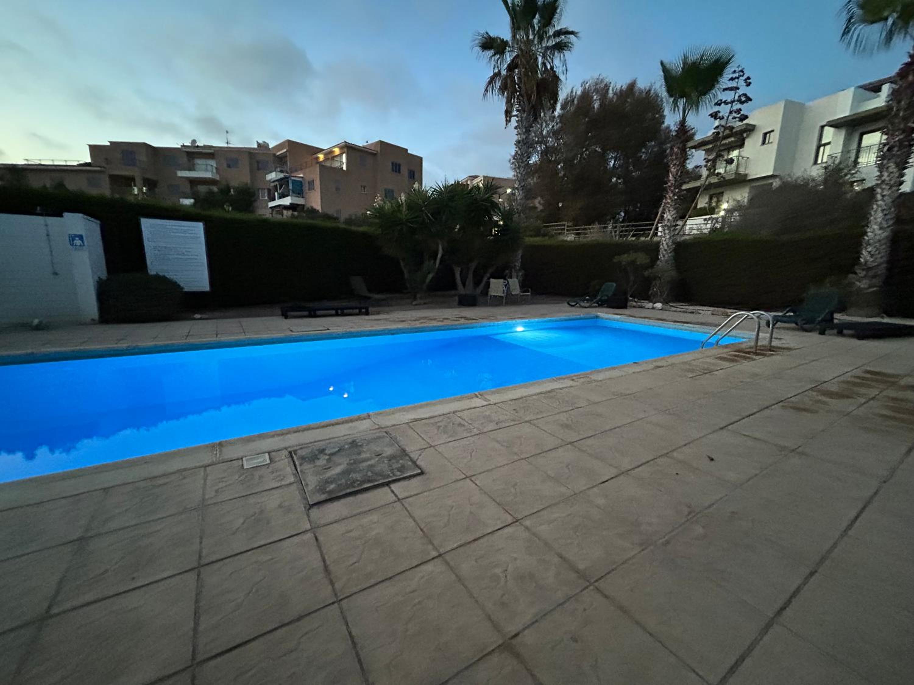 Seaview apartment with garden & pool