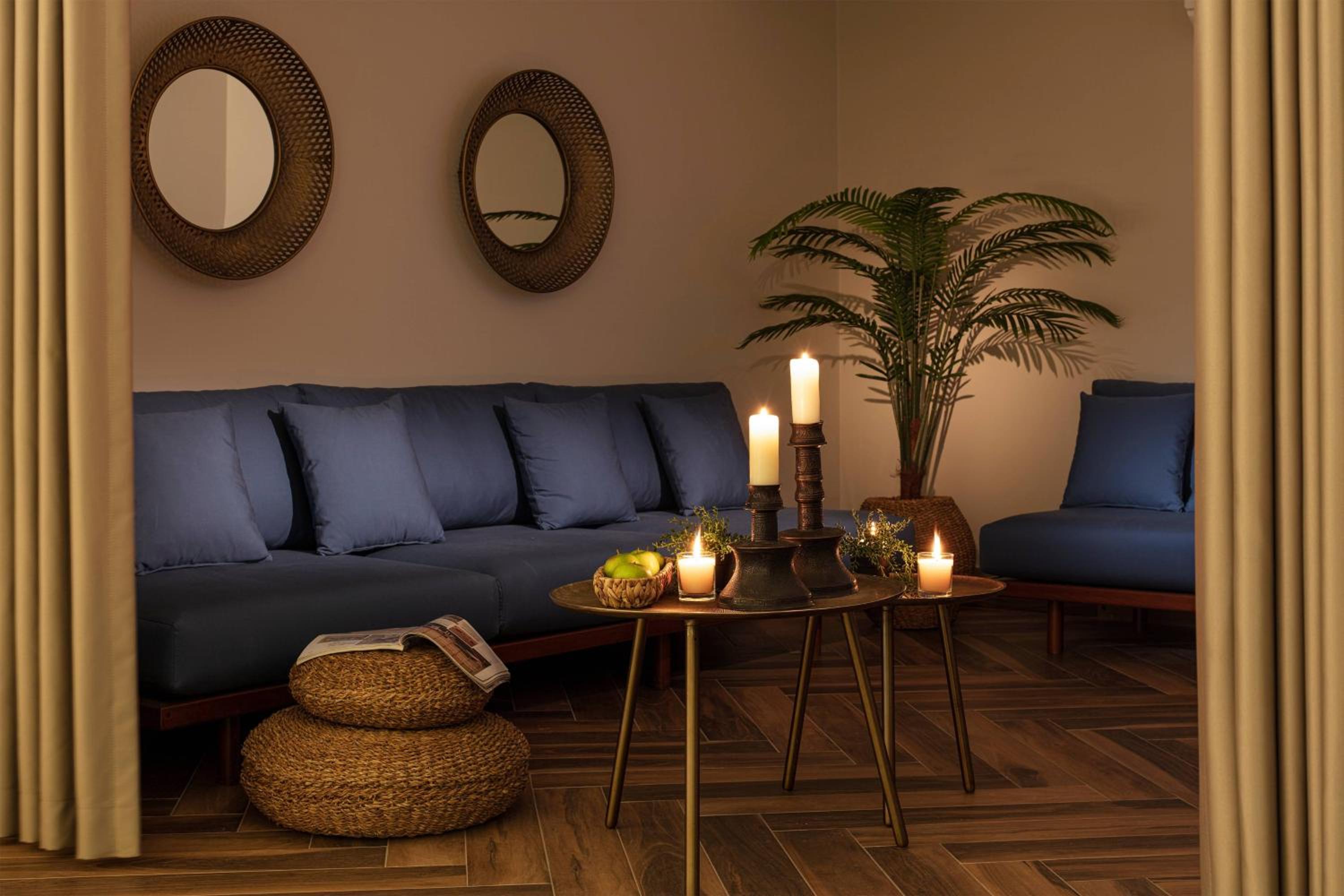 Delta Hotels by Marriott İstanbul Kağıthane - Image 19