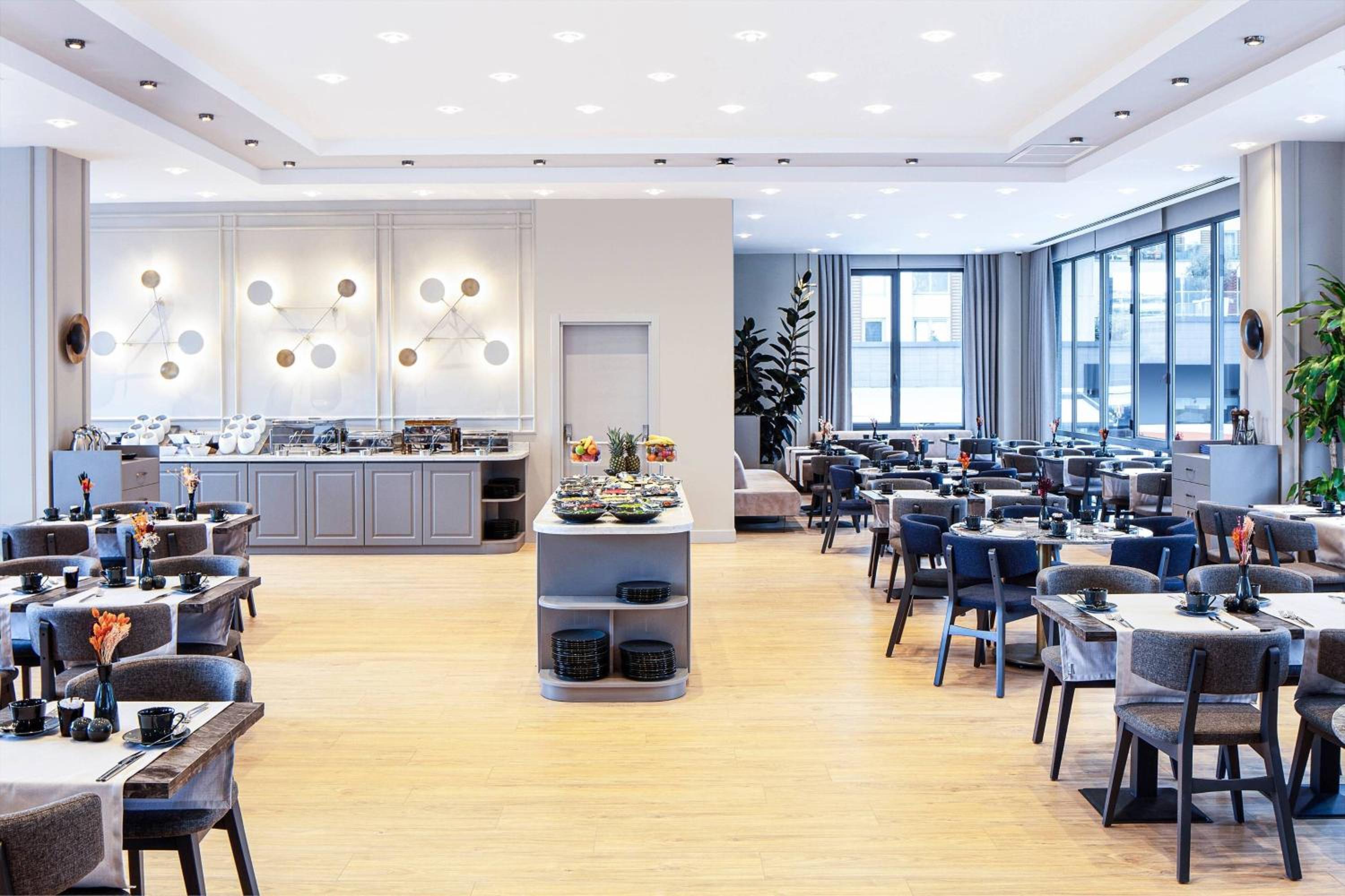 Delta Hotels by Marriott İstanbul Kağıthane - Image 70