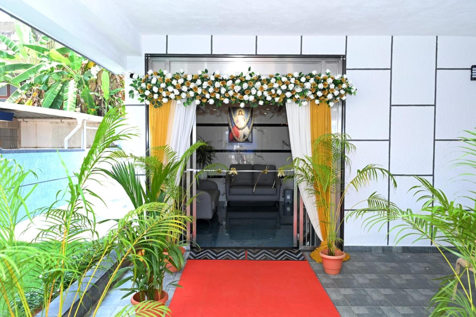 The Grace Residence - Unmarried Couples Not Allowed