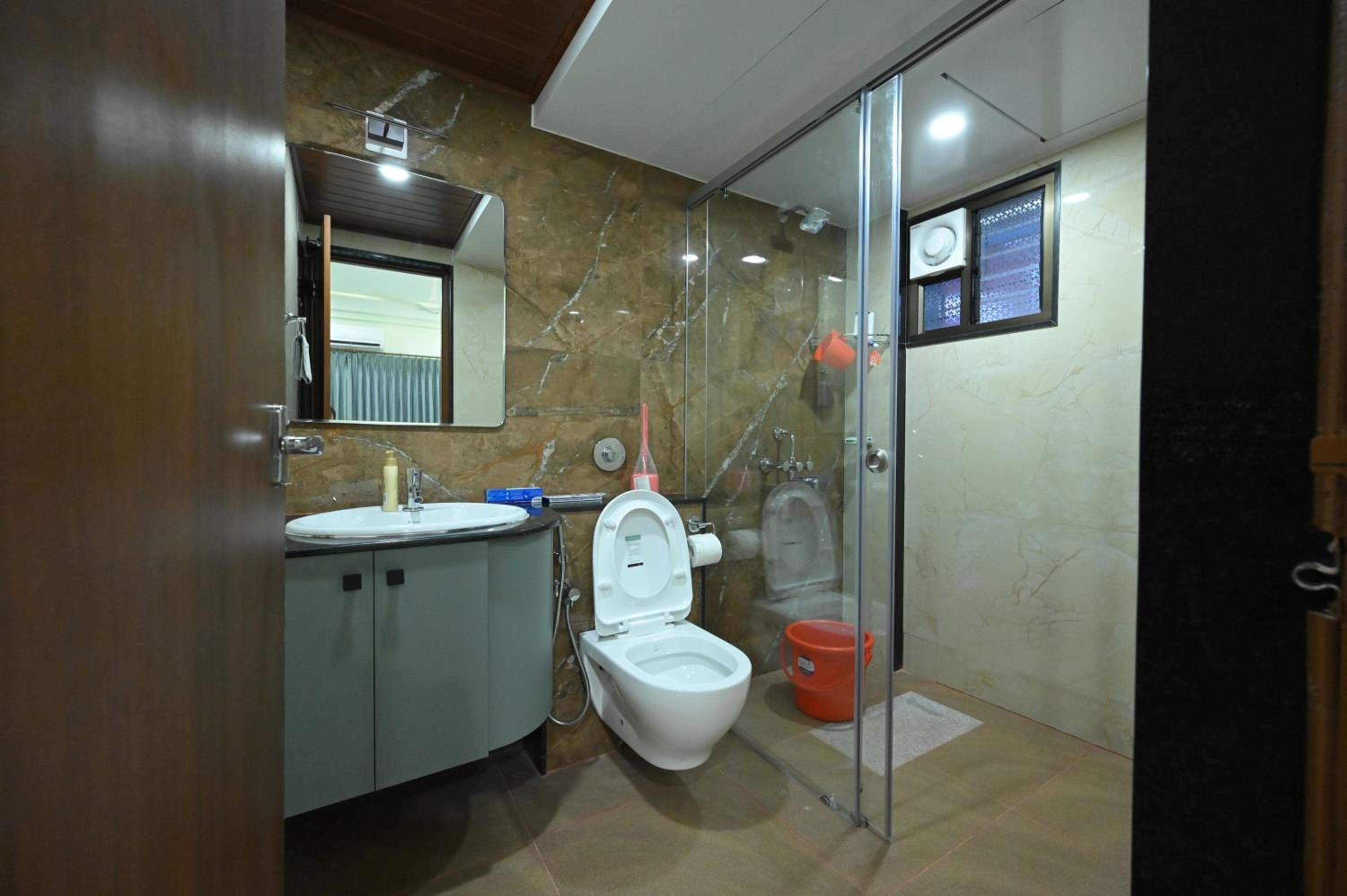 The Grace Residence - Unmarried Couples Not Allowed
