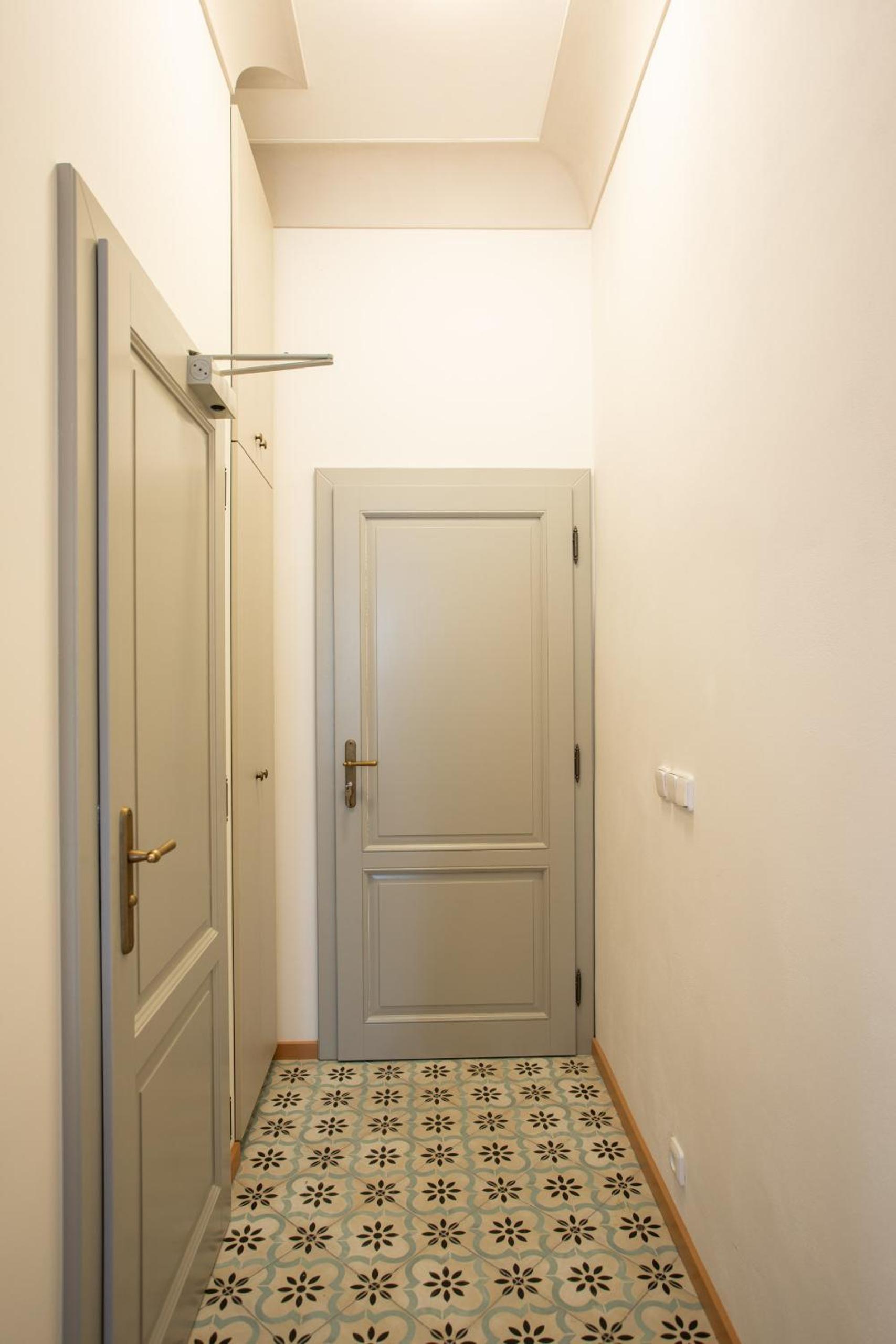 Residence Thunovska