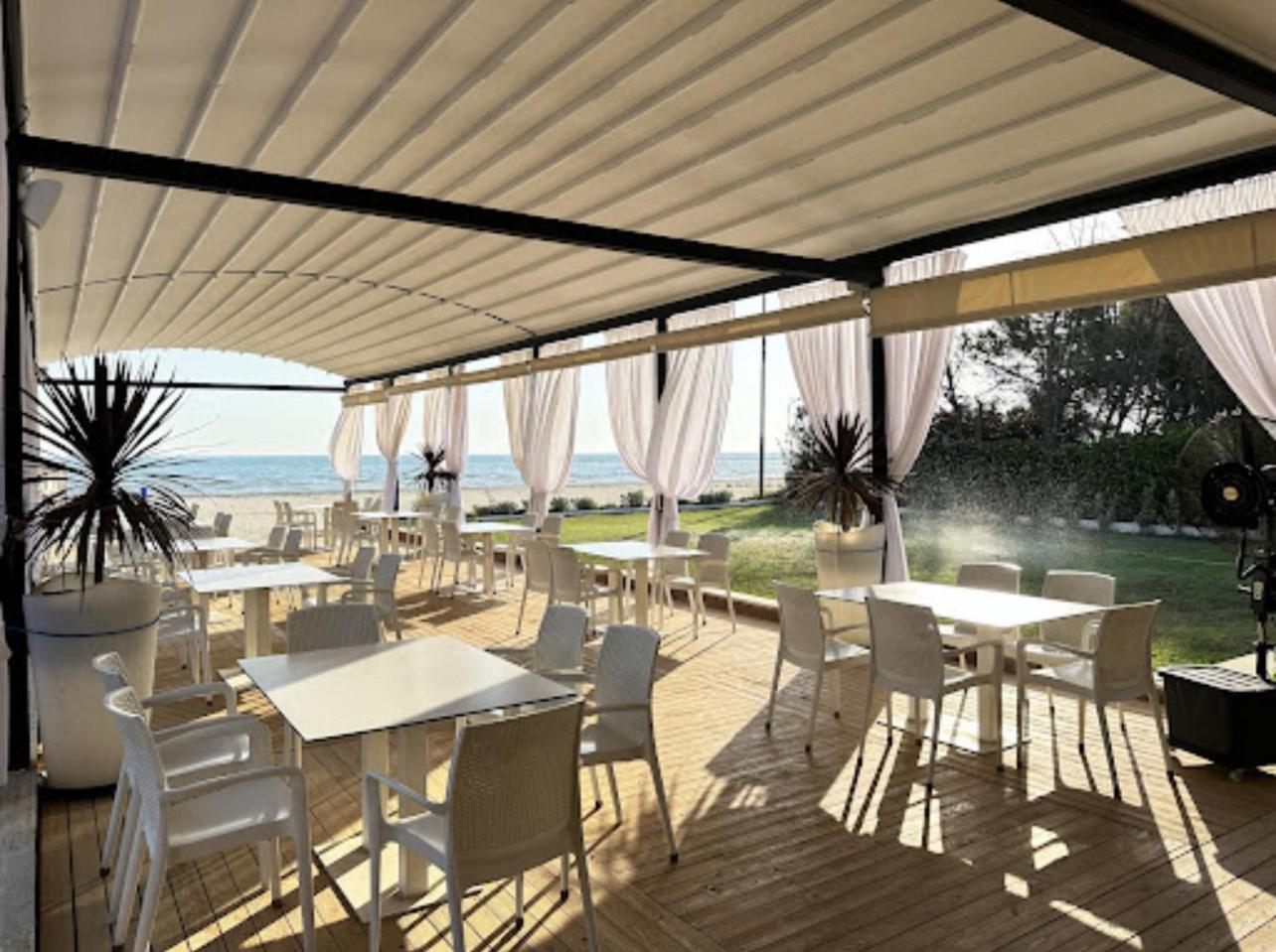 Seaside Premier Apartment
