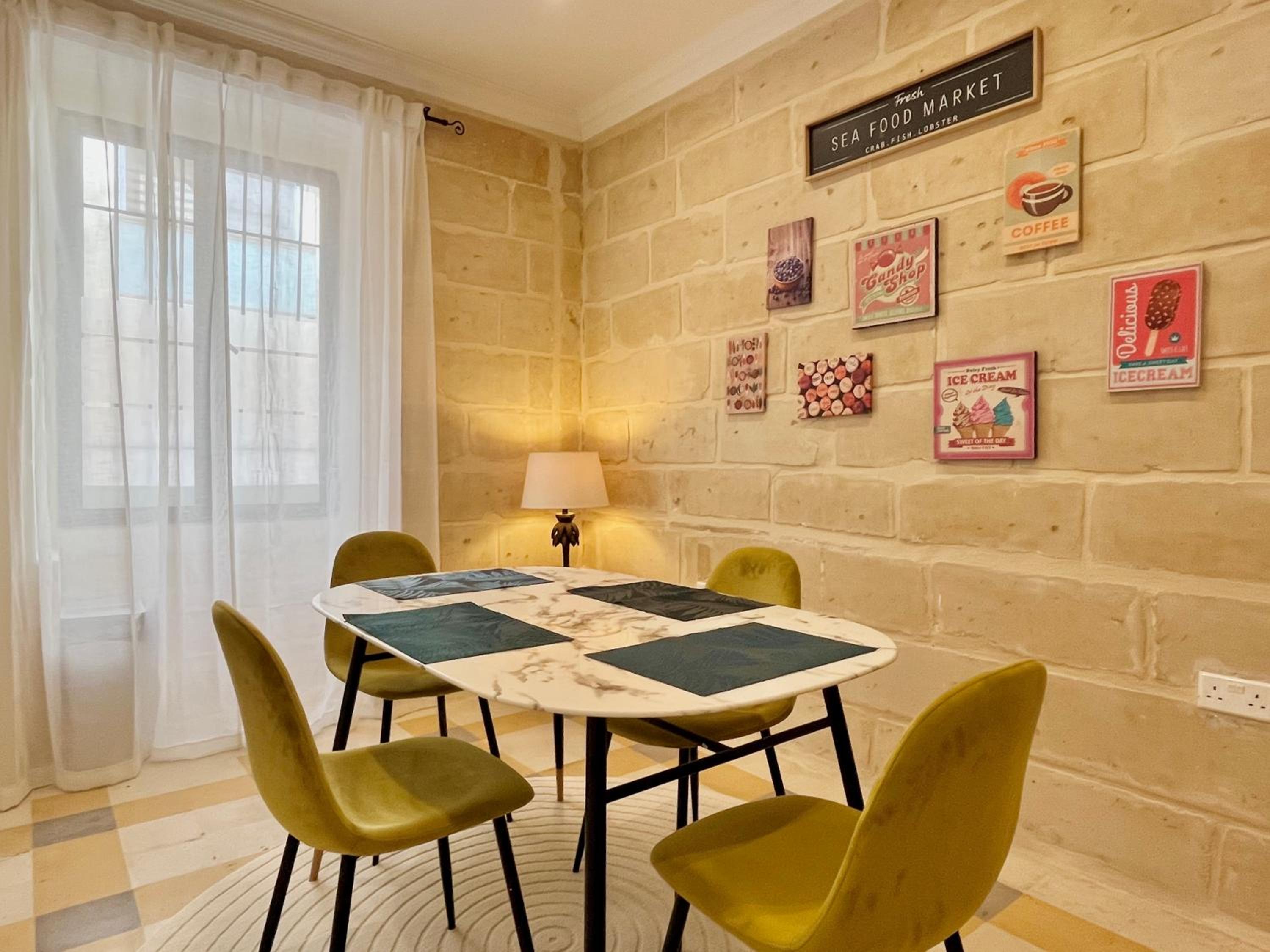 Traditional Maltese Apartment photo 2