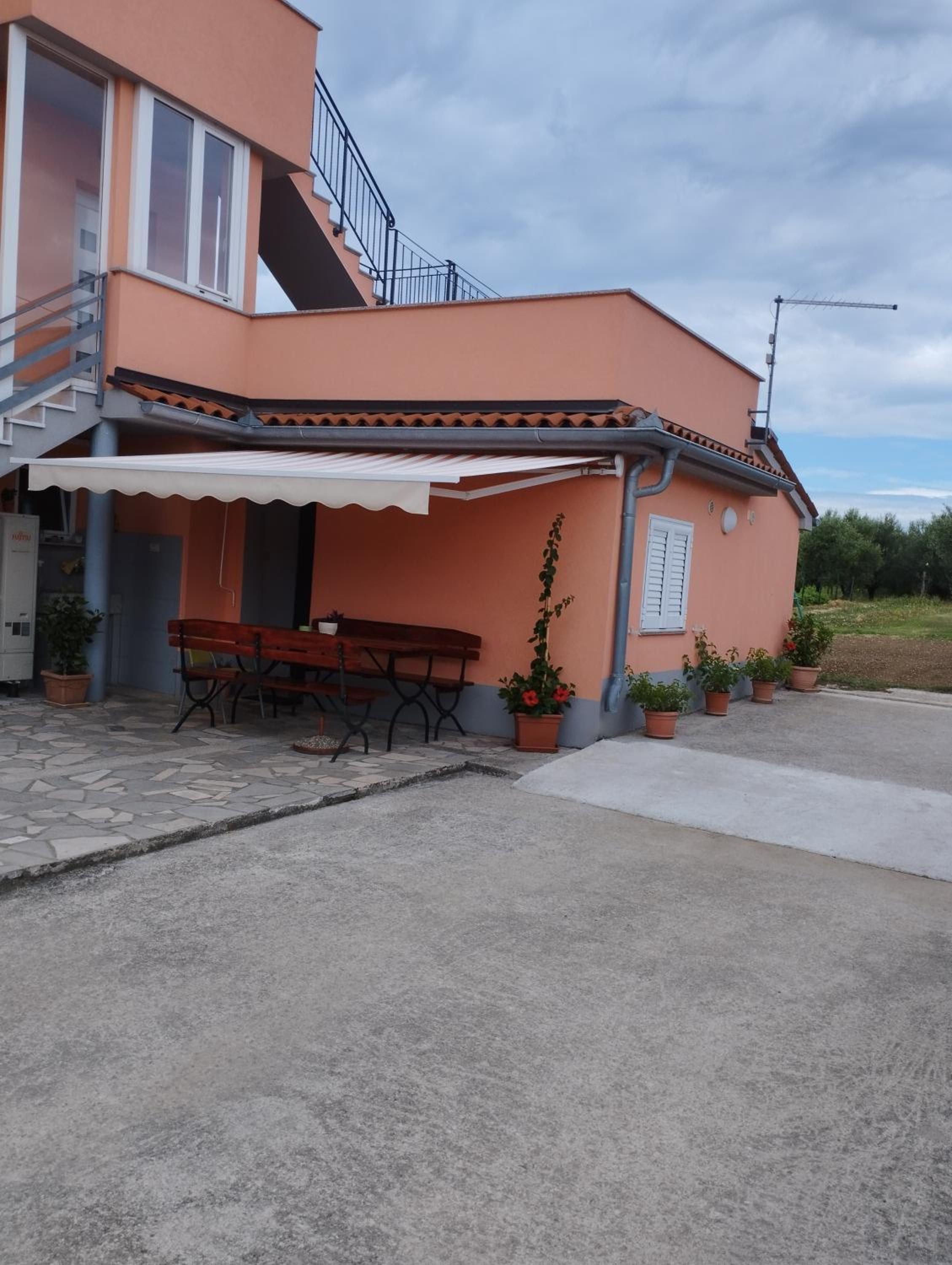 Apartmaji paliska a