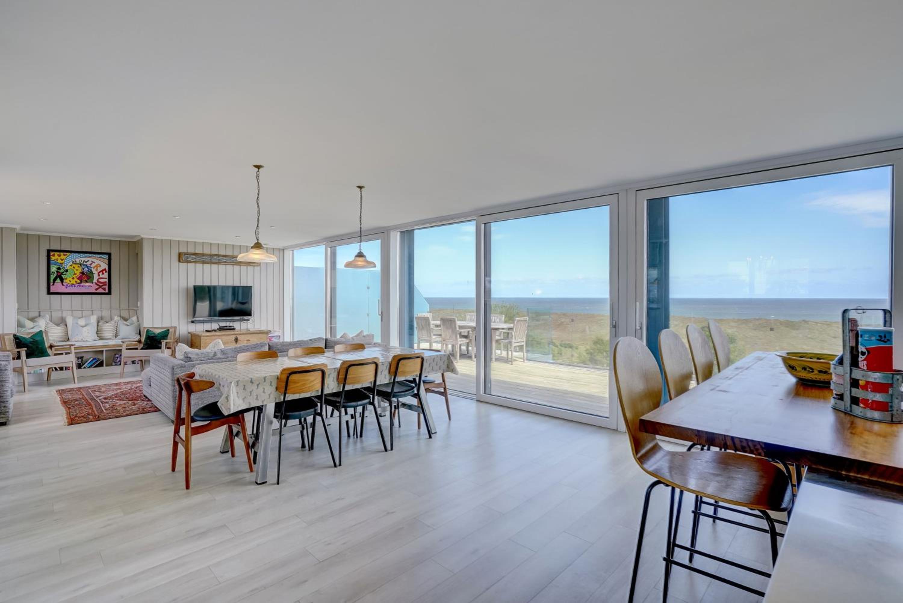 Evas Lookout by Winterton Cottages view 2