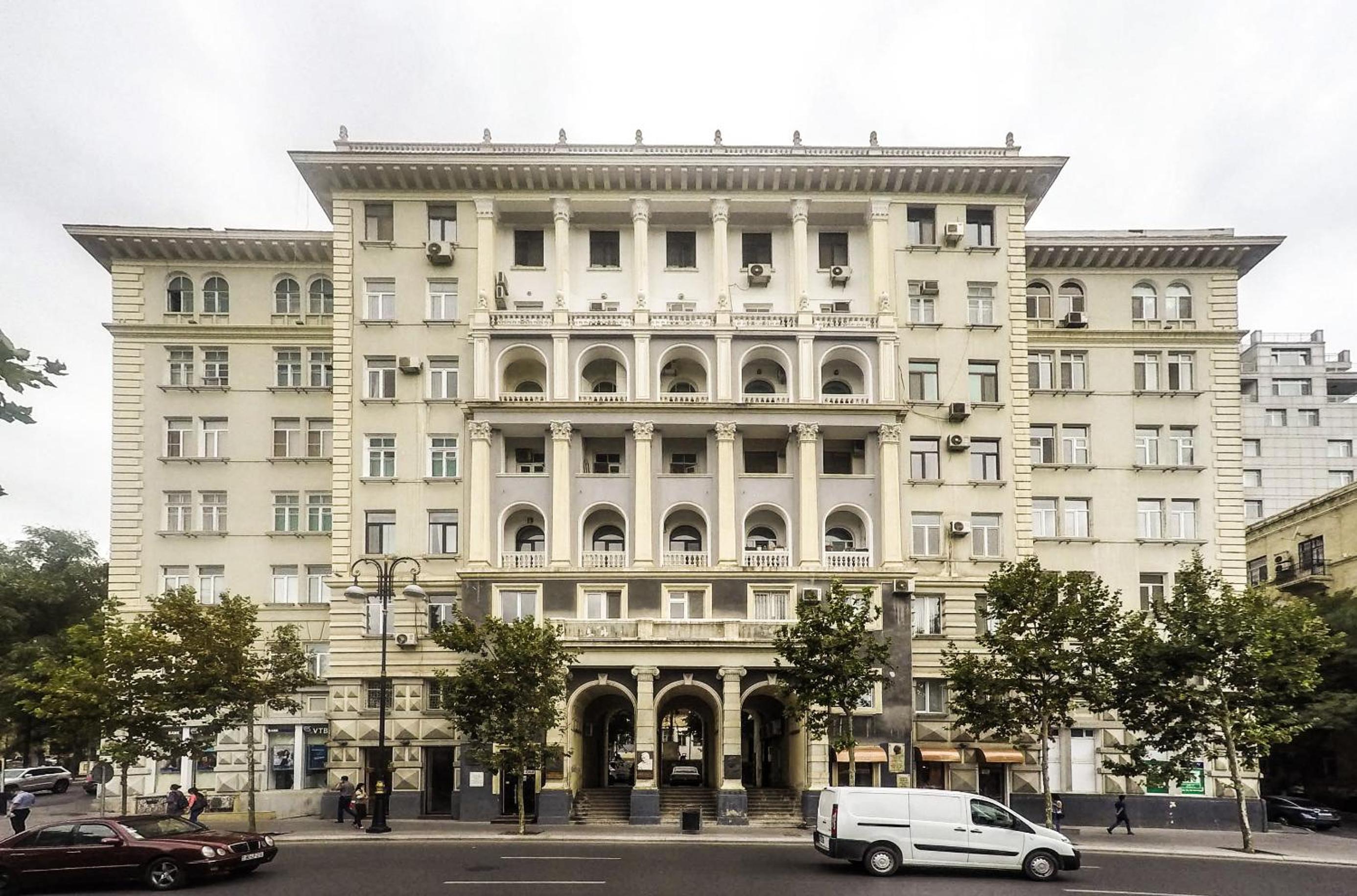City Centre Monolite