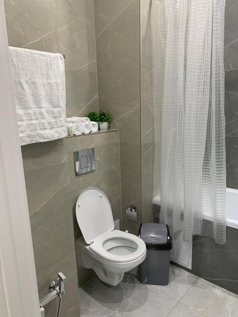 Lux apartment Umai view 4