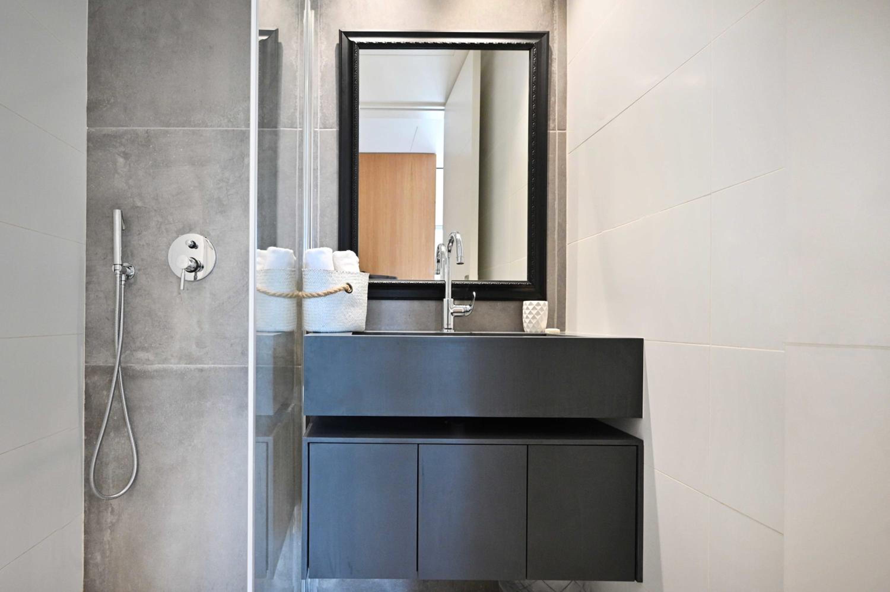 Luxury 2 BR in Yavne by HolyGuest