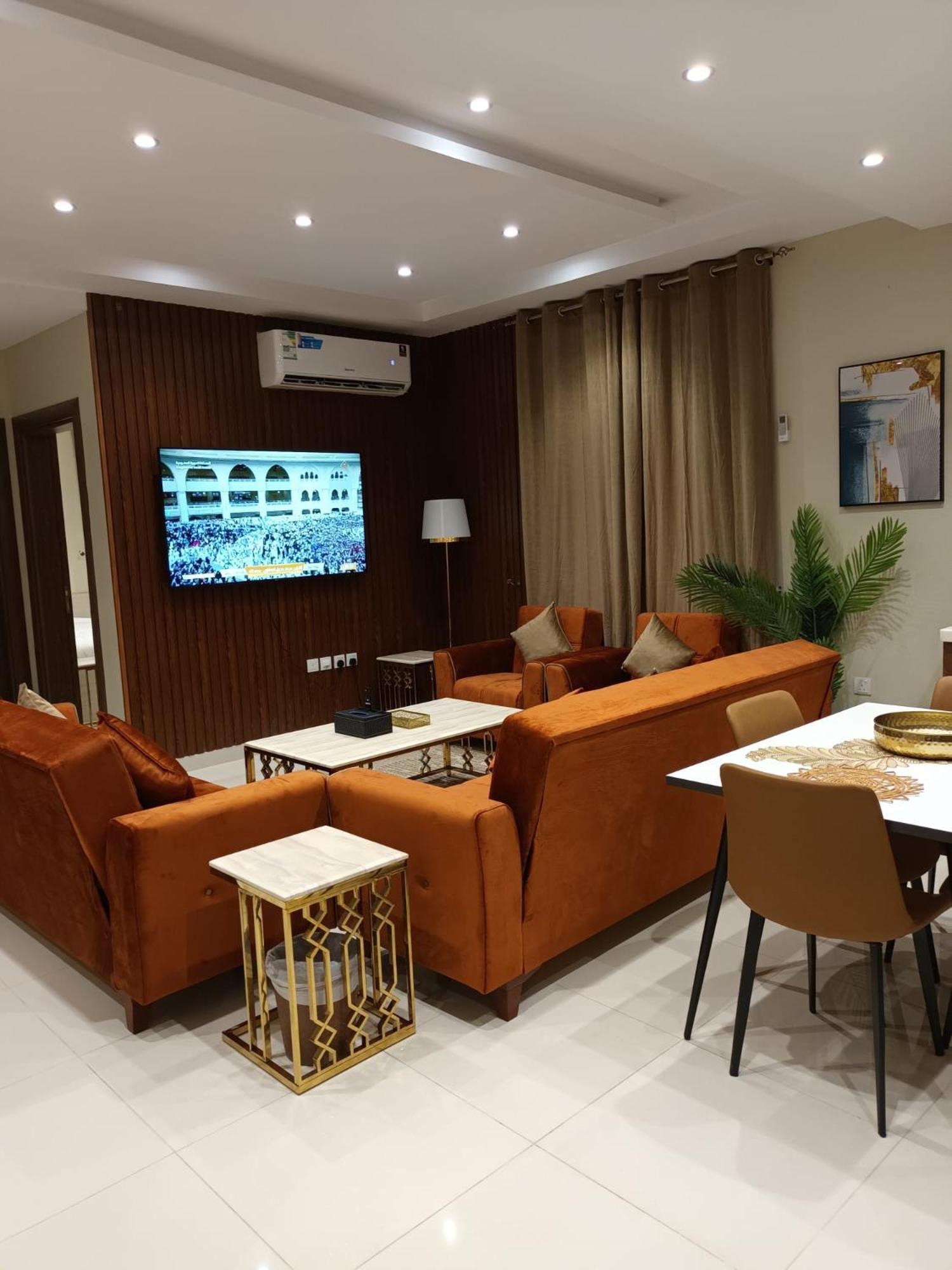 طيبة للشقق الفاخرةTaiba Luxury Apartments - 3 Bedrooms, 5 mins to Haram!