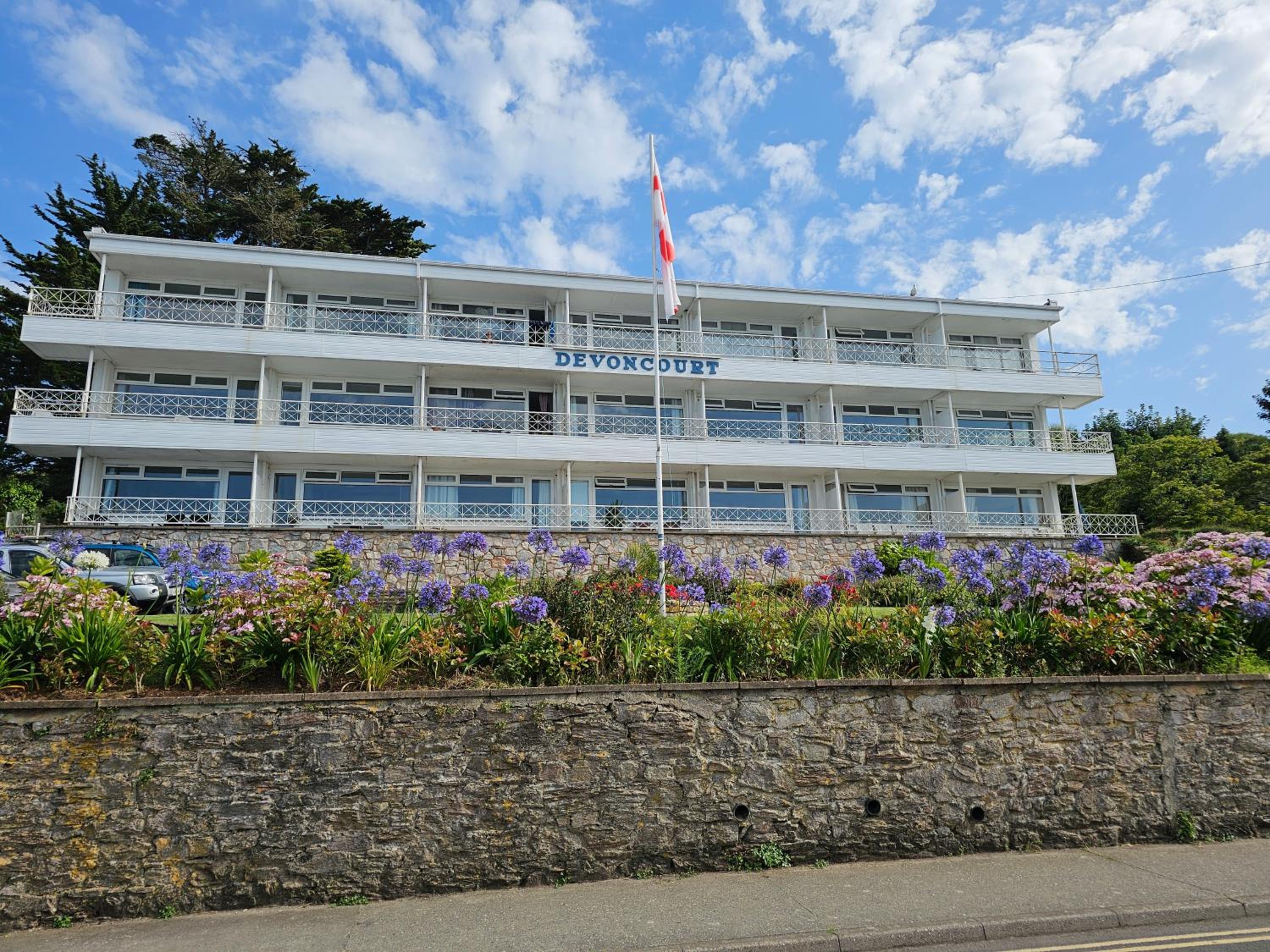 Devoncourt Devoncoast SeaView Apartments view 2