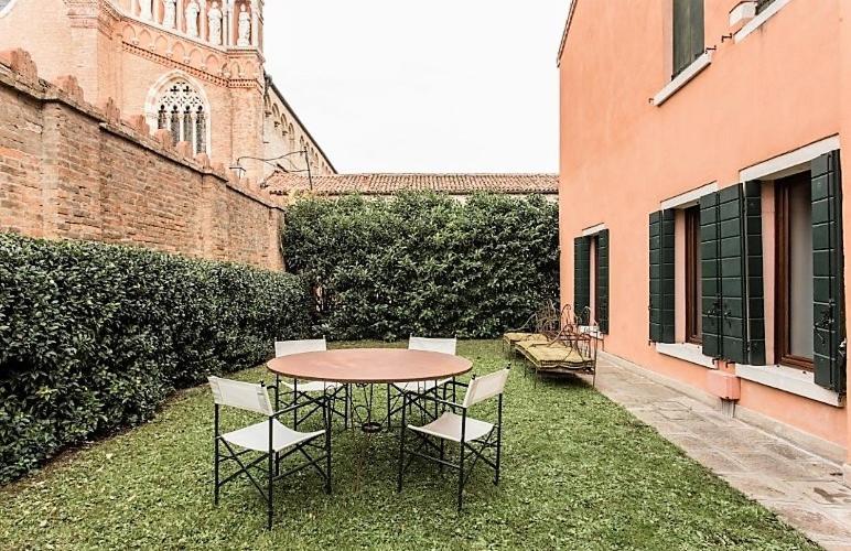 Casa Contarini