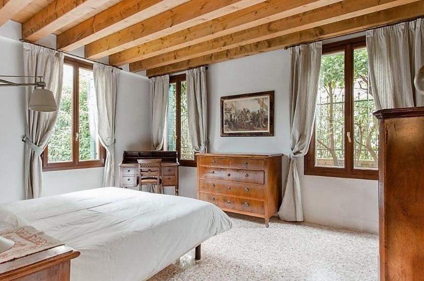 Casa Contarini