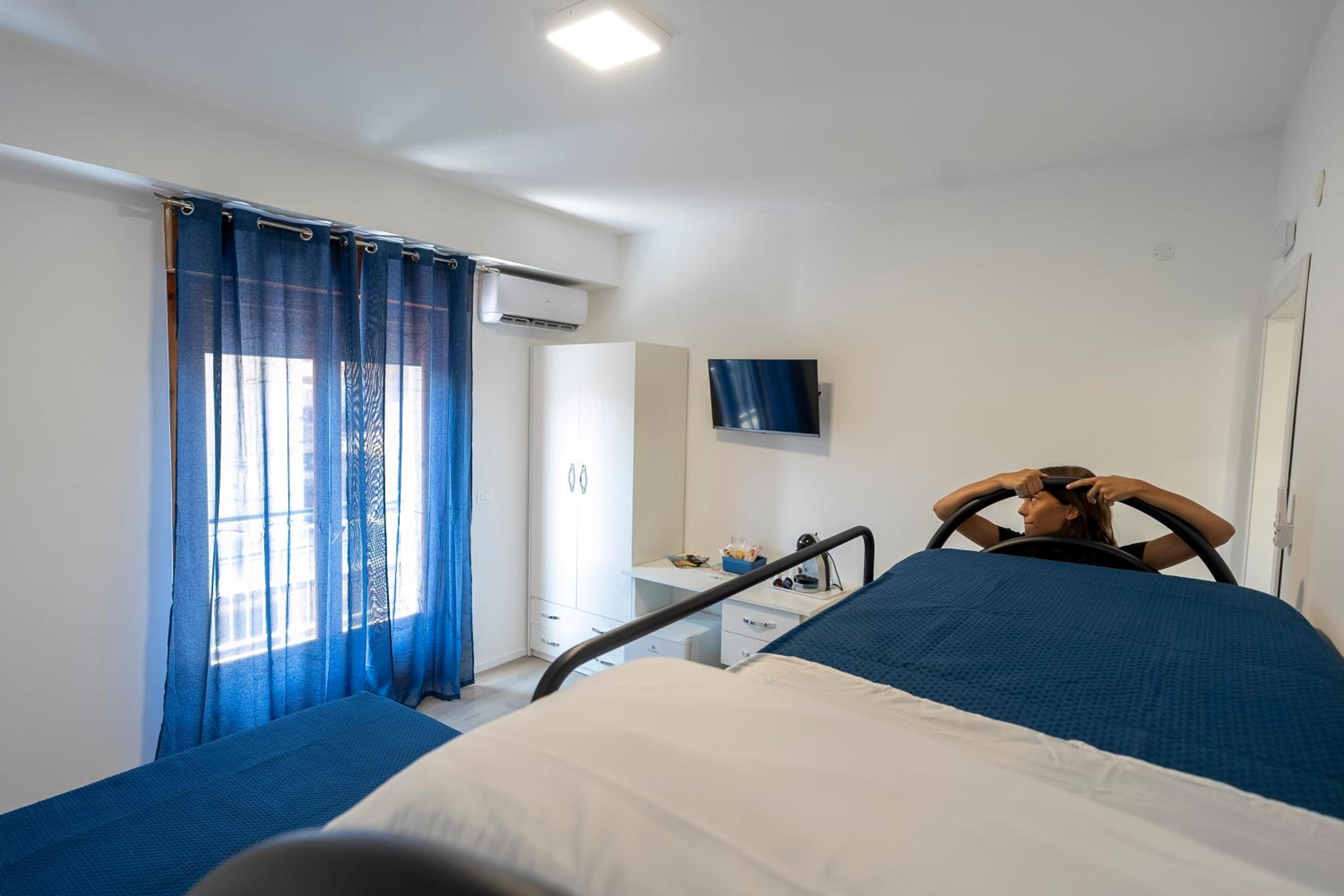 Prestige House 8 en Scalea — human