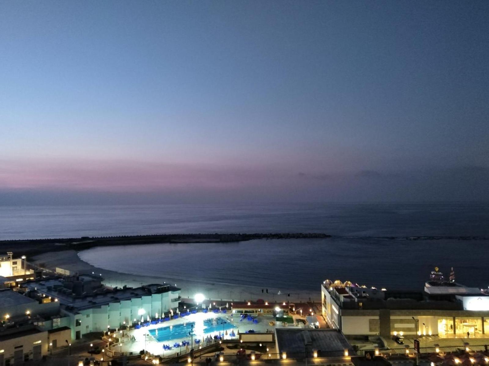 sea view apartment, luxury place in downtown view 2