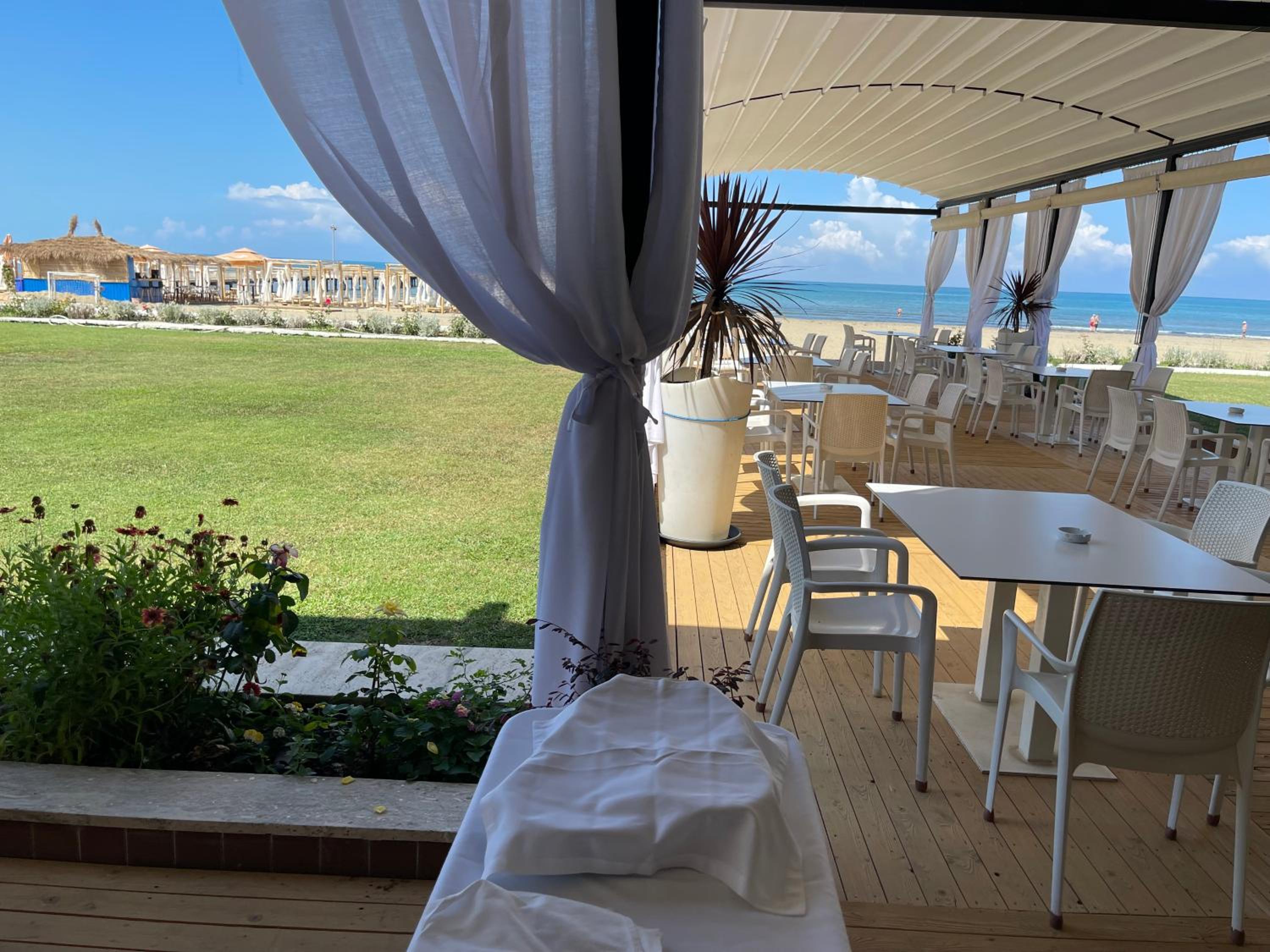 Seaside Premier Apartment