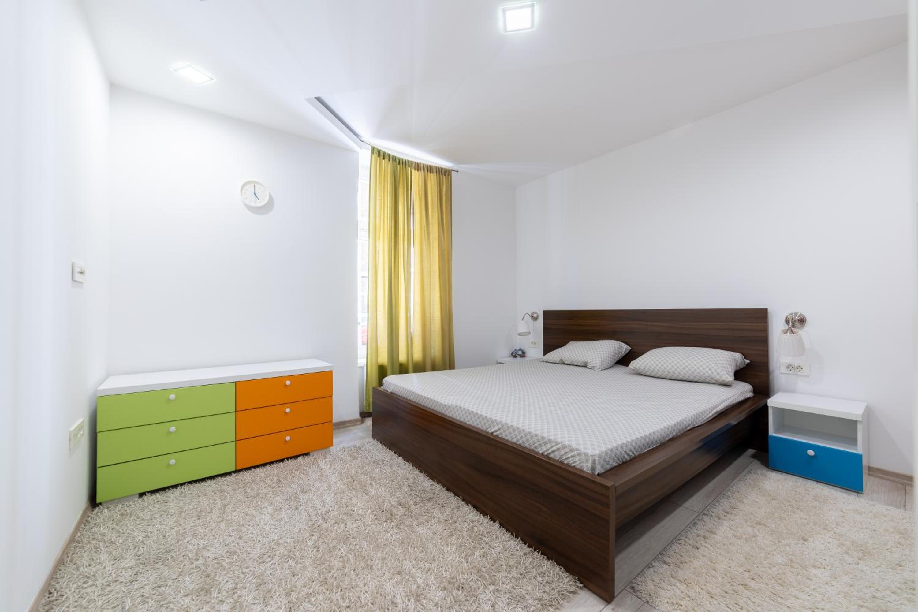 Old Town Colorful Two-Bedroom apartment