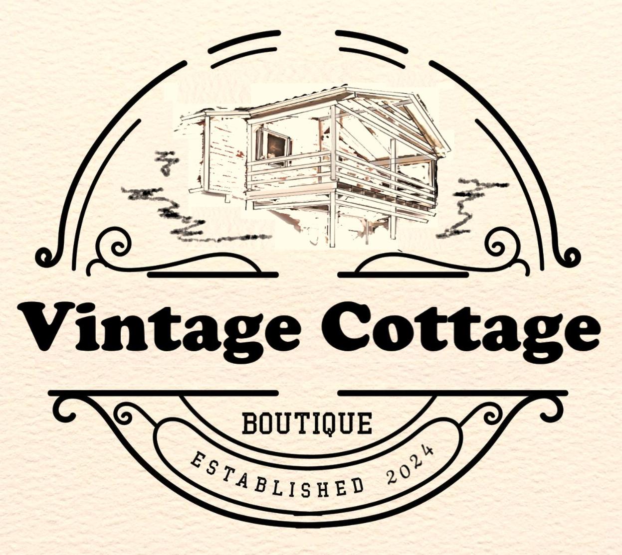 VINTAGE Cottage by the sea
