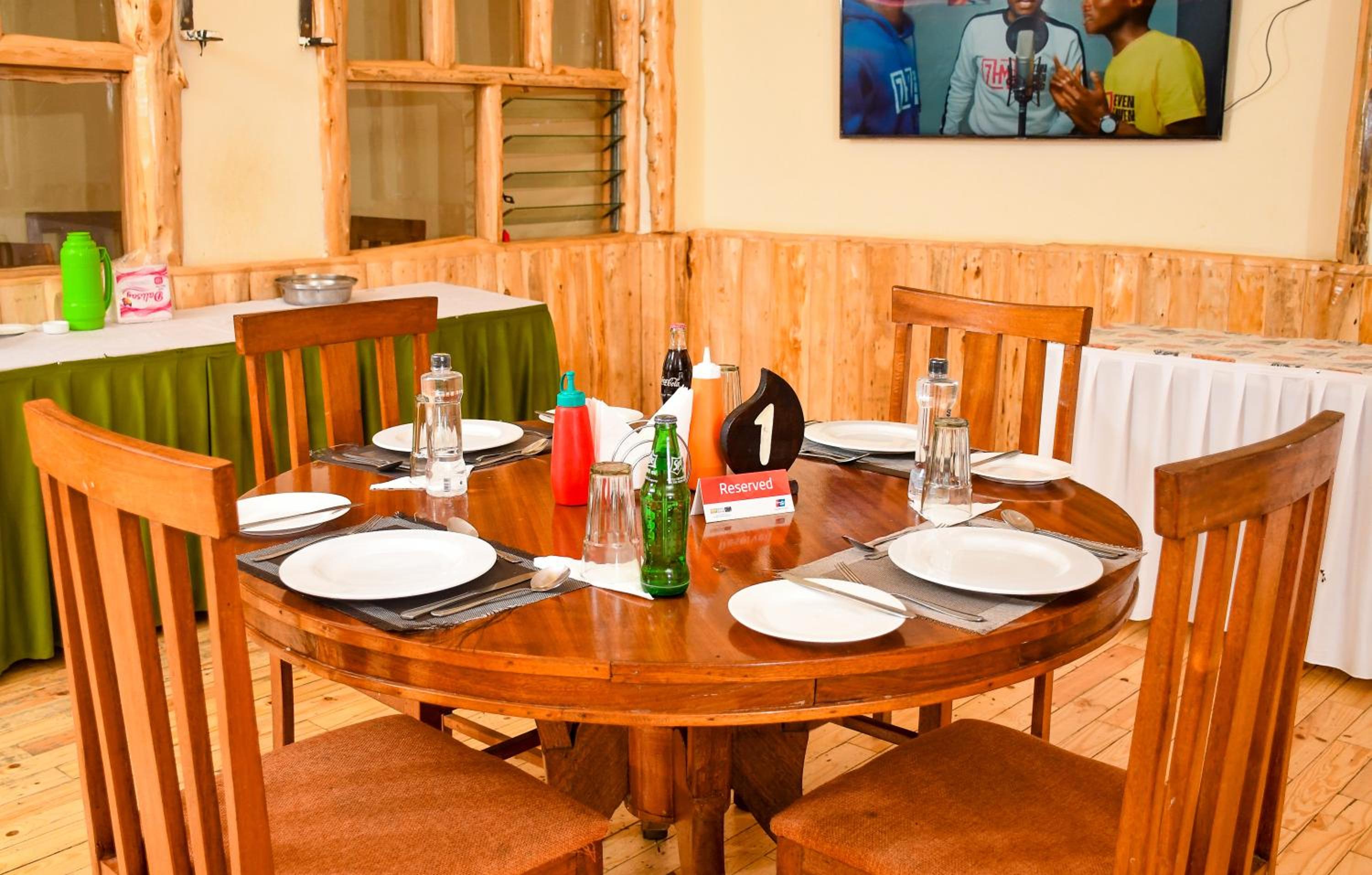 Dovenest Lodge