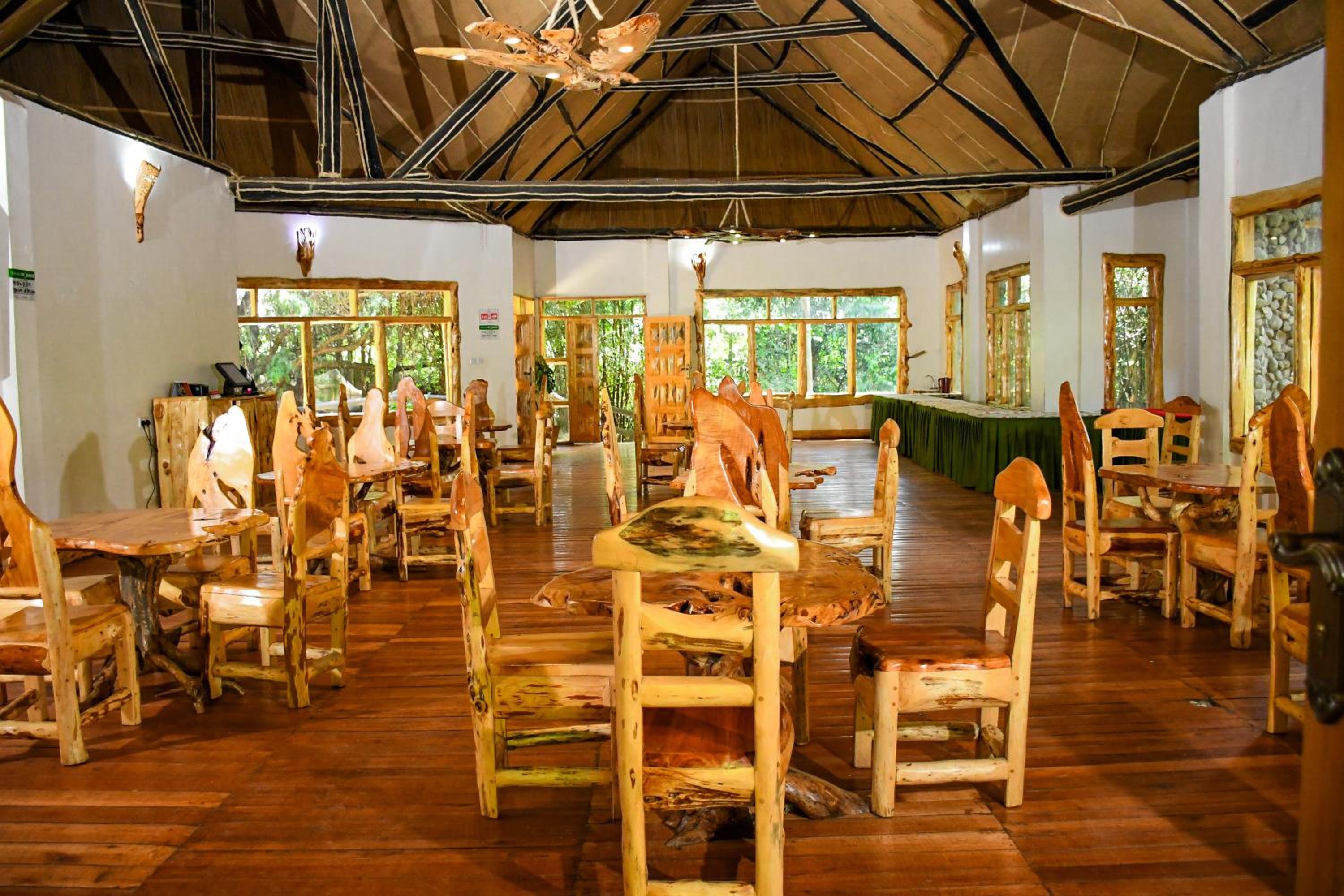 Dovenest Lodge