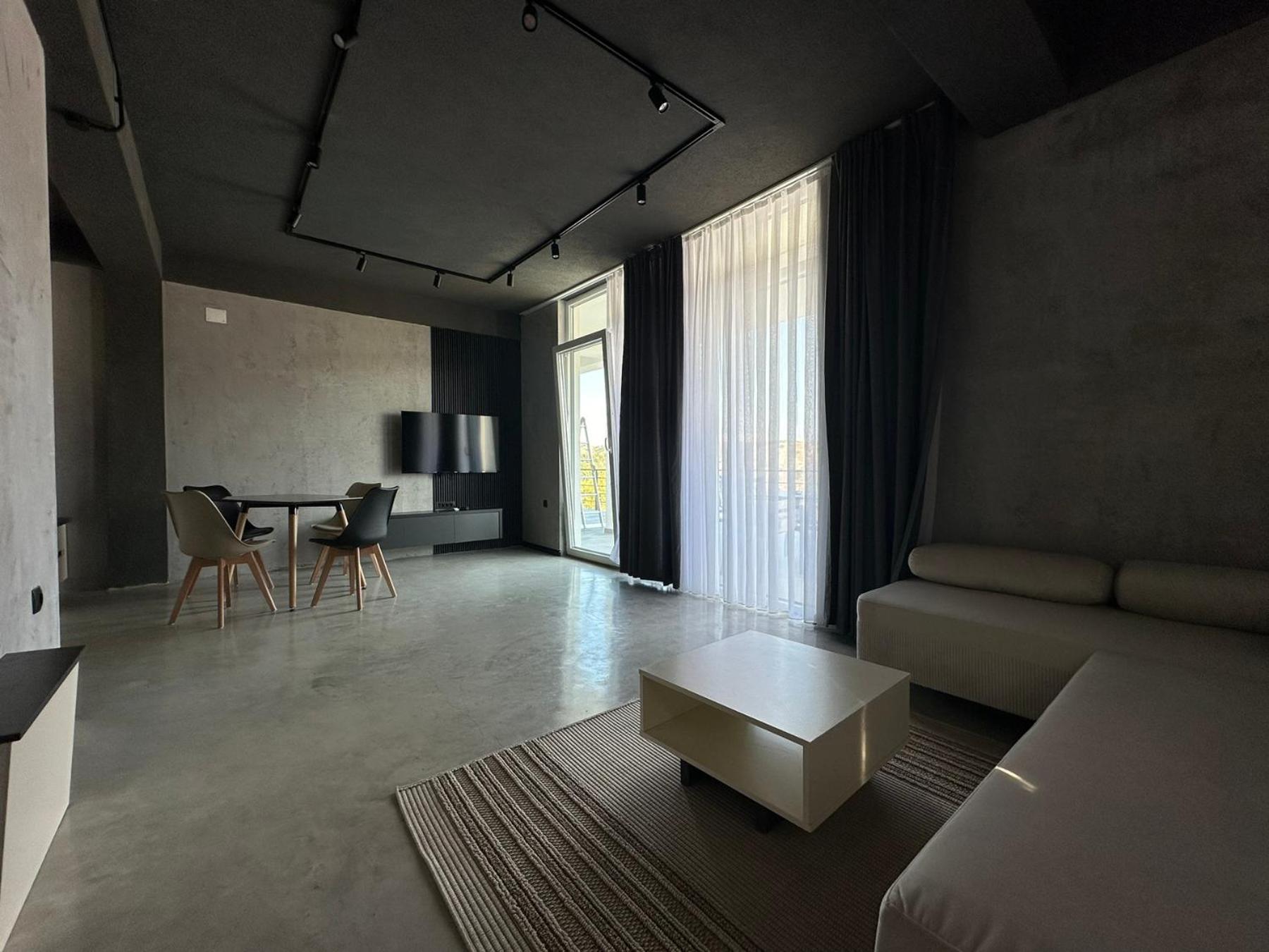 Tashev Apartments