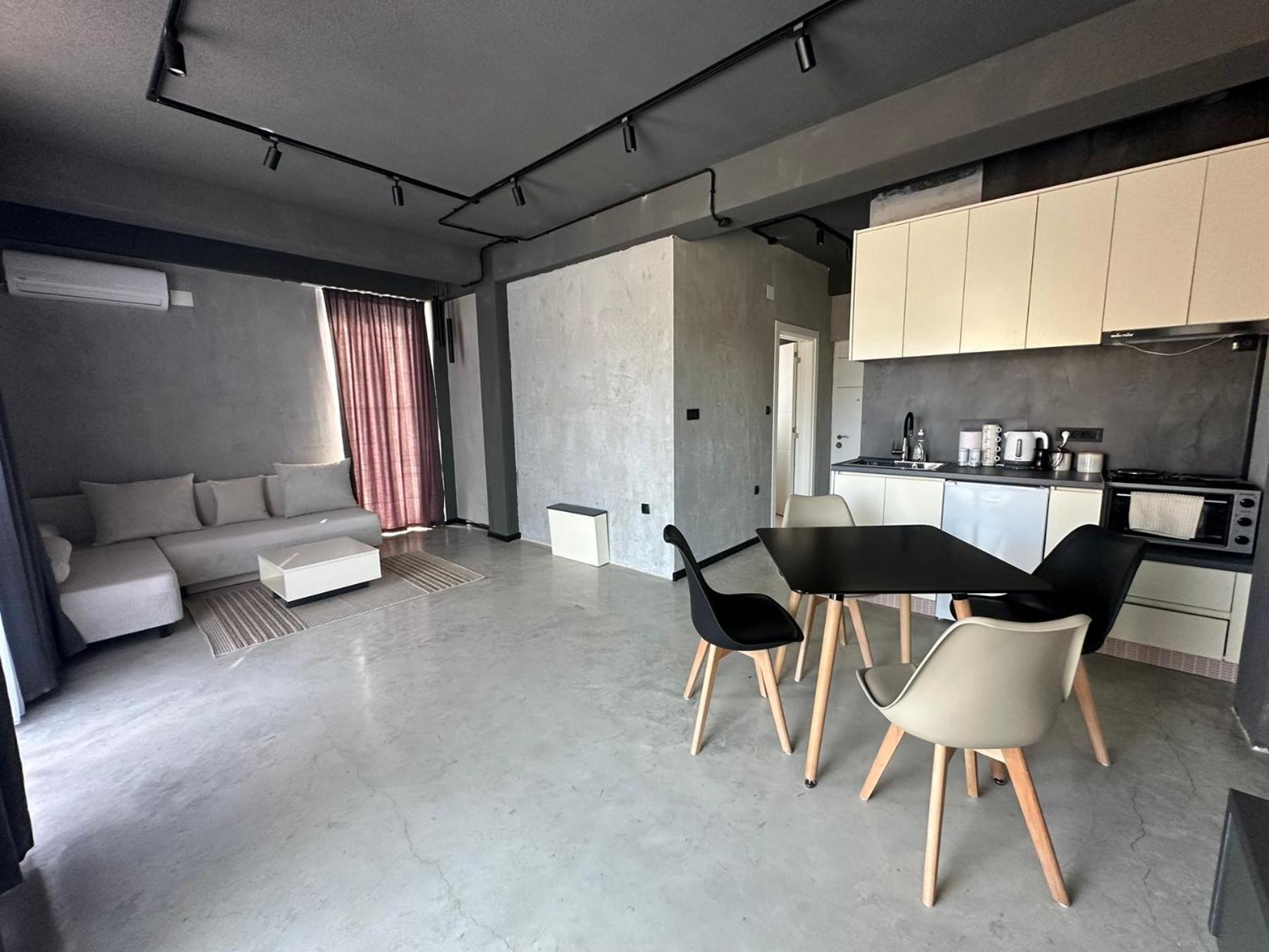 Tashev Apartments