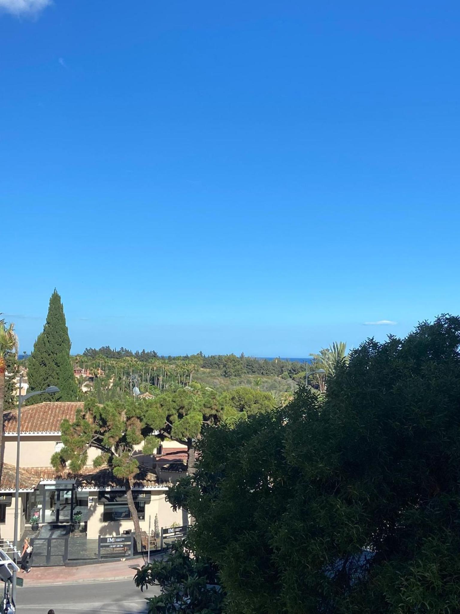 Casa Aloha with Pool in Puerto Banús close to BEACH and GOLF view 4
