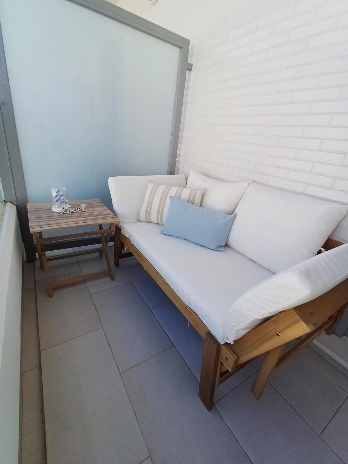 Mellow Mar by Ginkgo Marbella