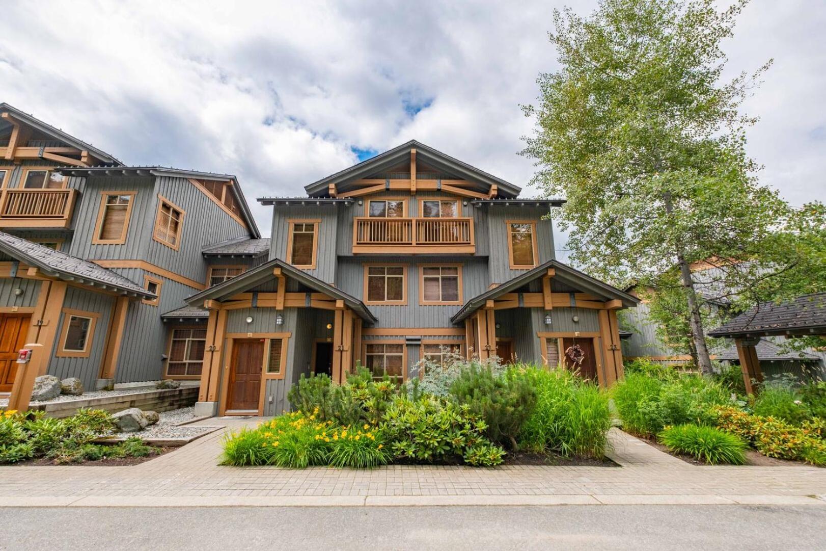 Taluswood Bluffs by Outpost Whistler