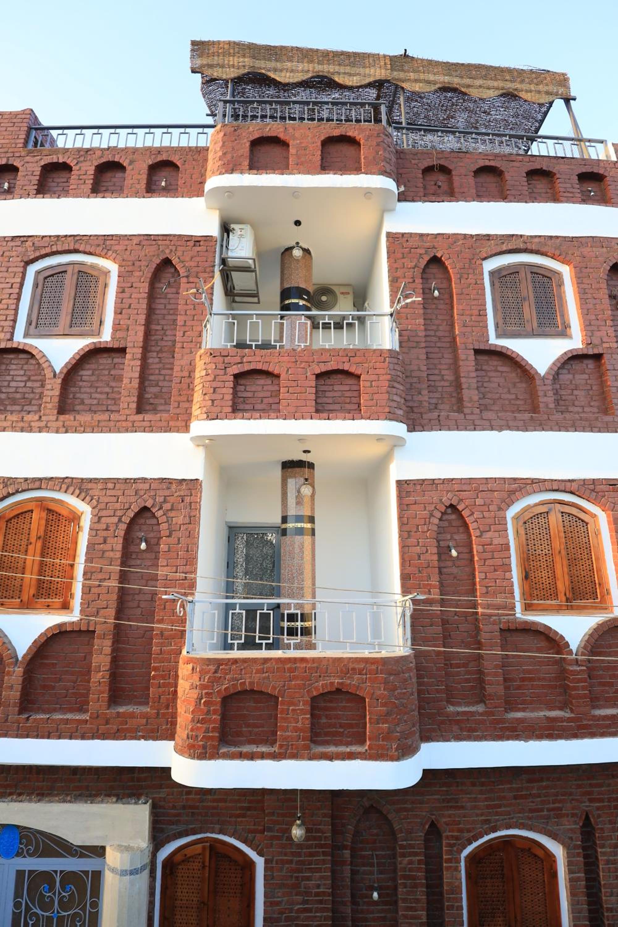 Redhouse