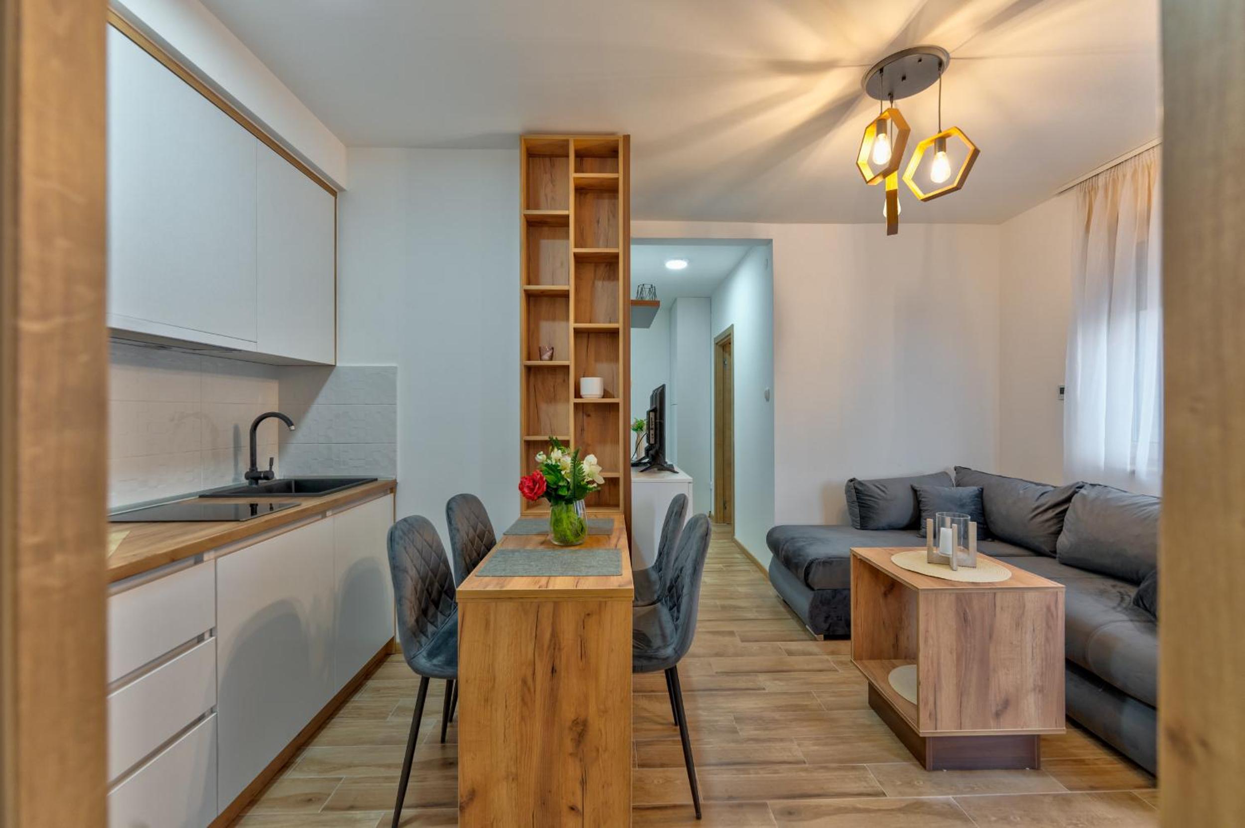 Apartmani AUTENTIK view 5