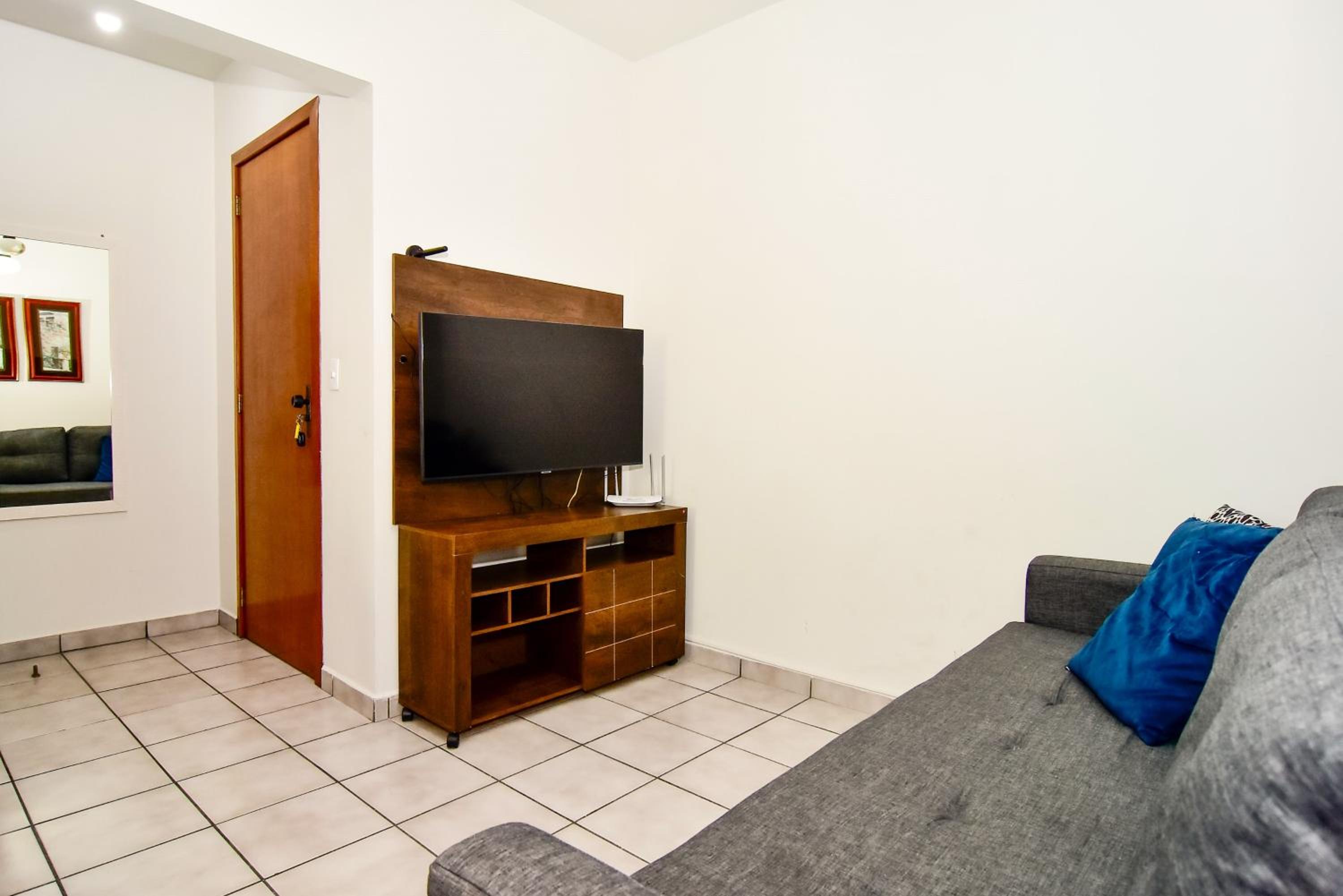Portal do Vale: Garagem e Wi-fi na Rua 1800 P2497