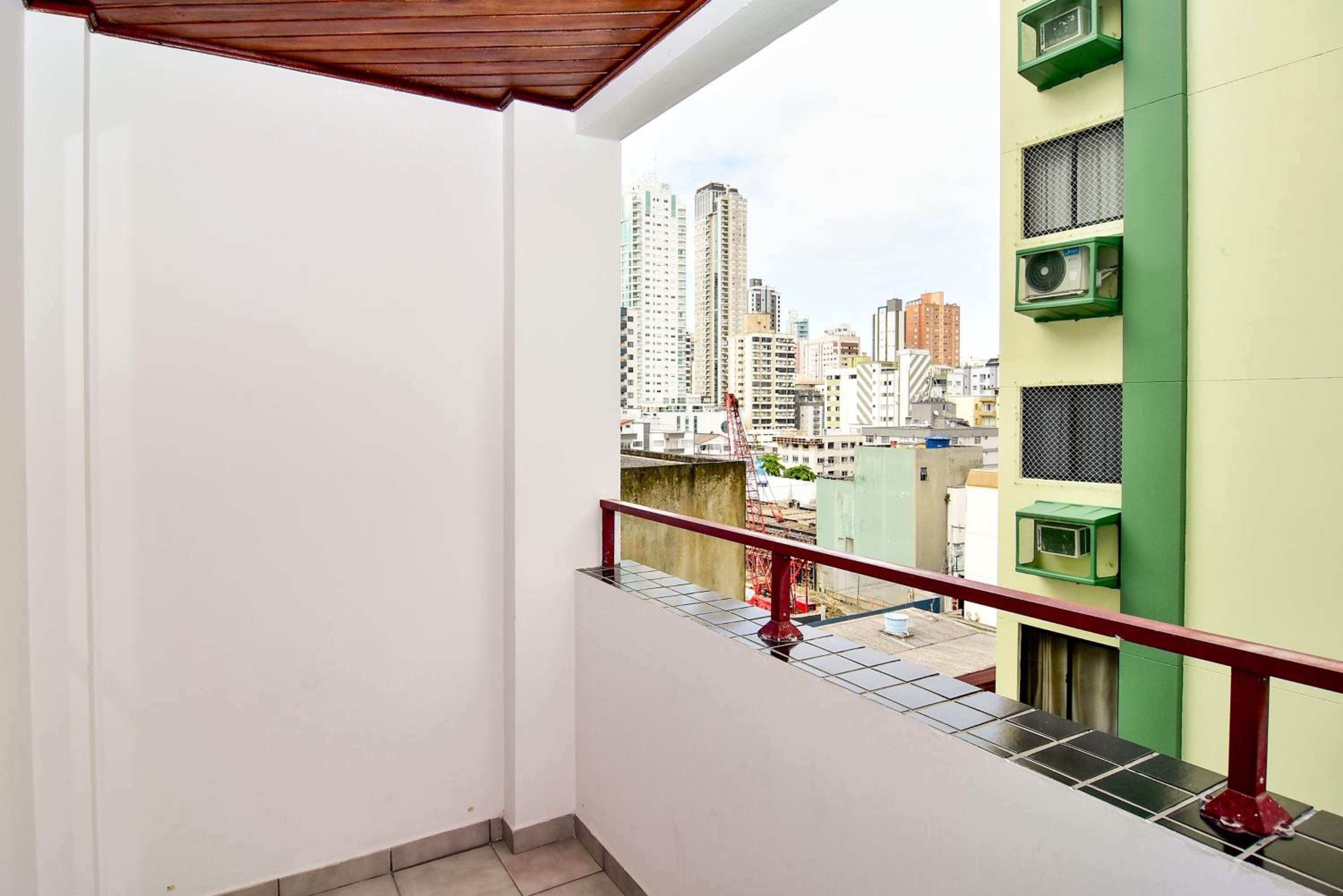 Portal do Vale: Garagem e Wi-fi na Rua 1800 P2497