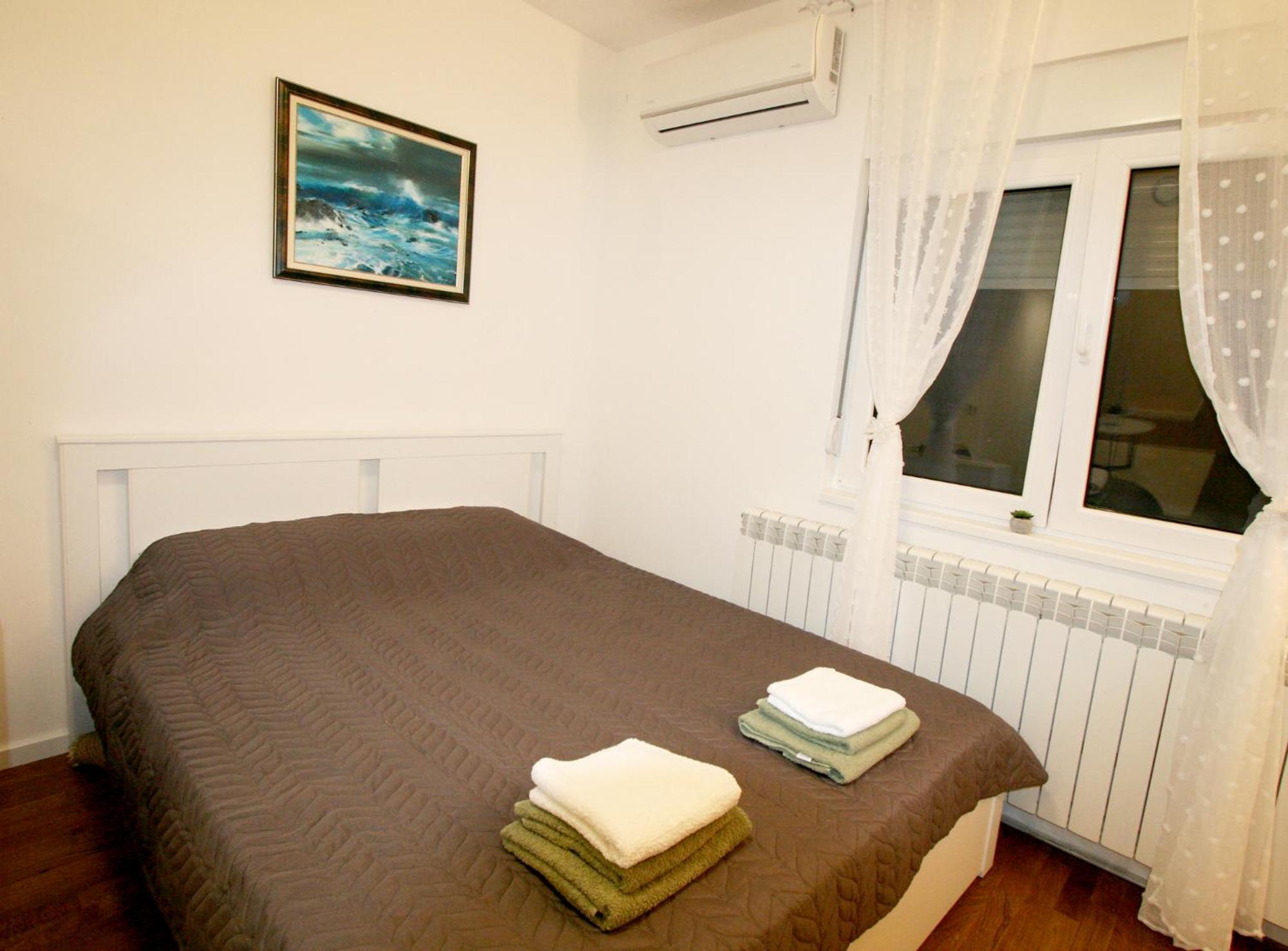 Apartment Sanja Ledine view 3